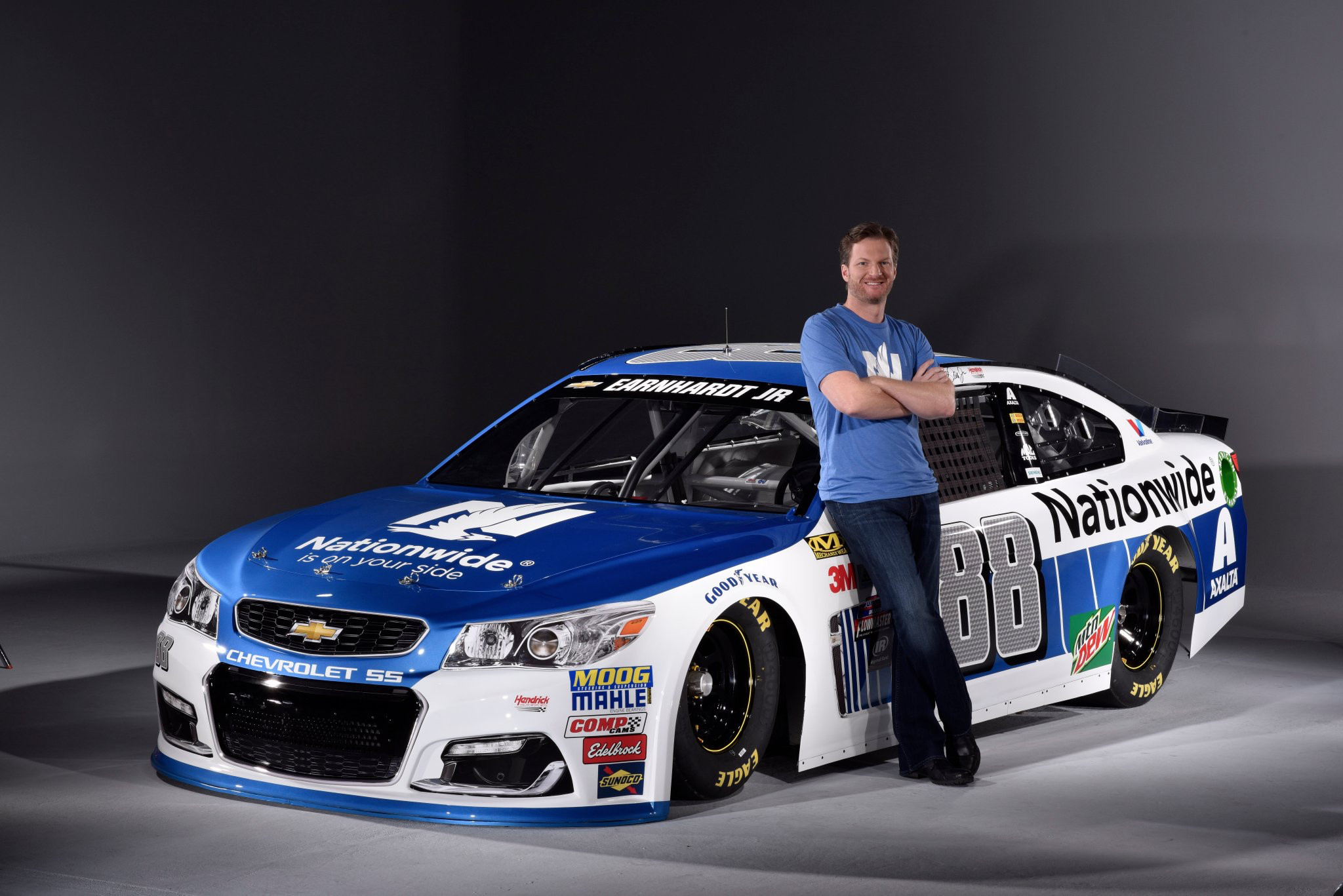 Dale Earnhardt Jr and his 88 Nationwide 2017 car