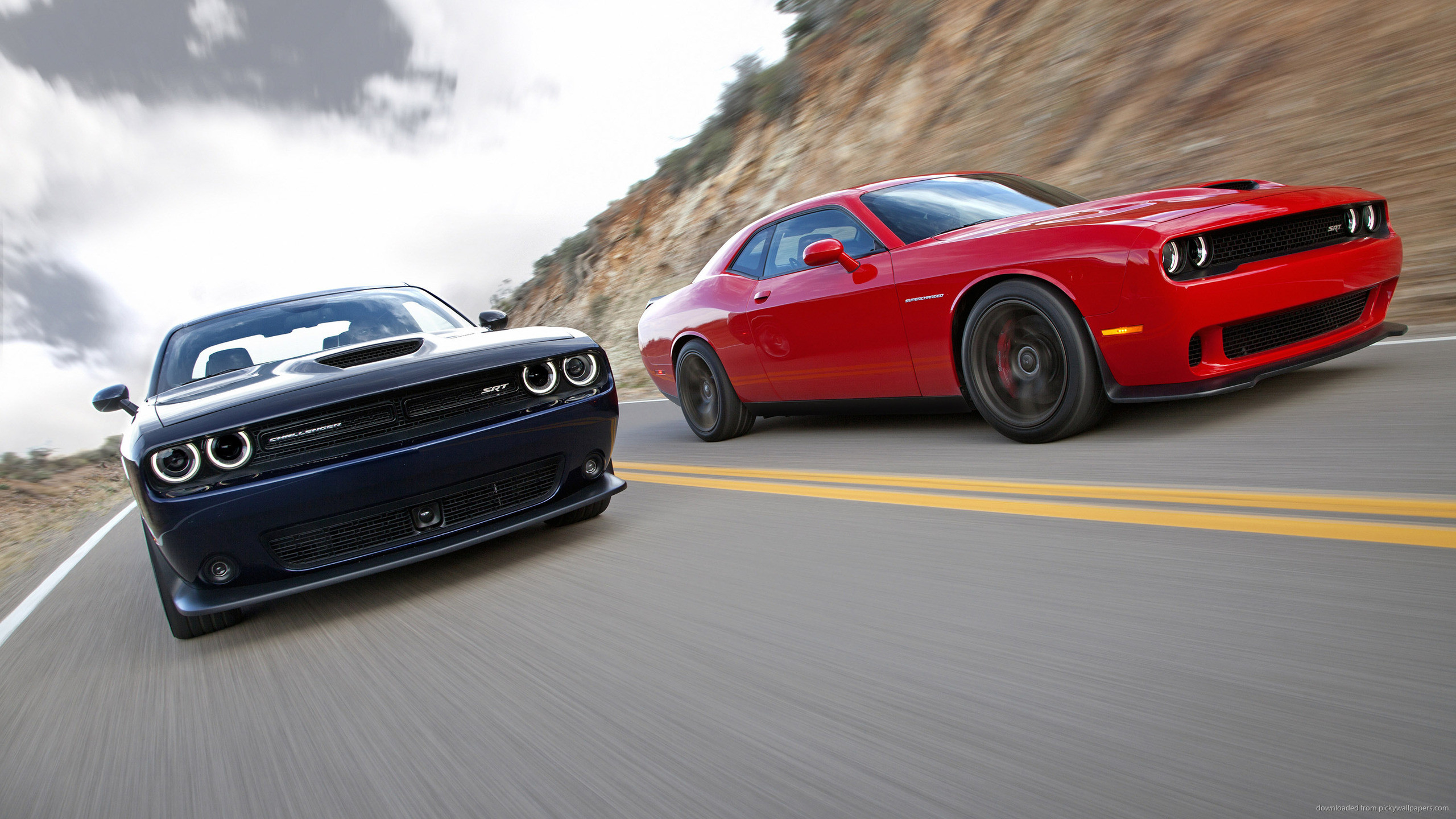 Red And Black Dodge Challenger SRT Hellcat Racing for 2560×1440