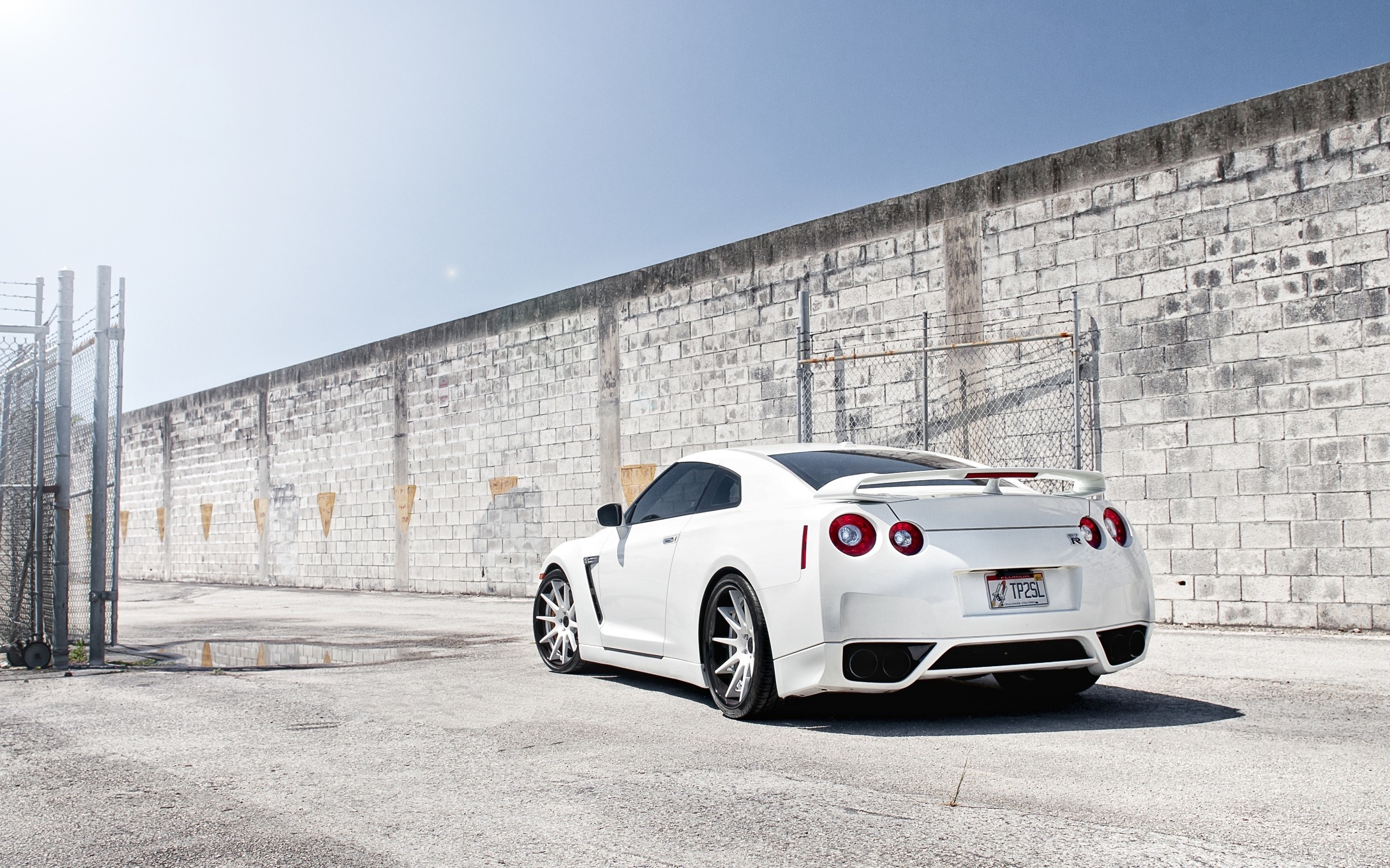 Nissan Skyline GTR R Wallpapers Wallpaper