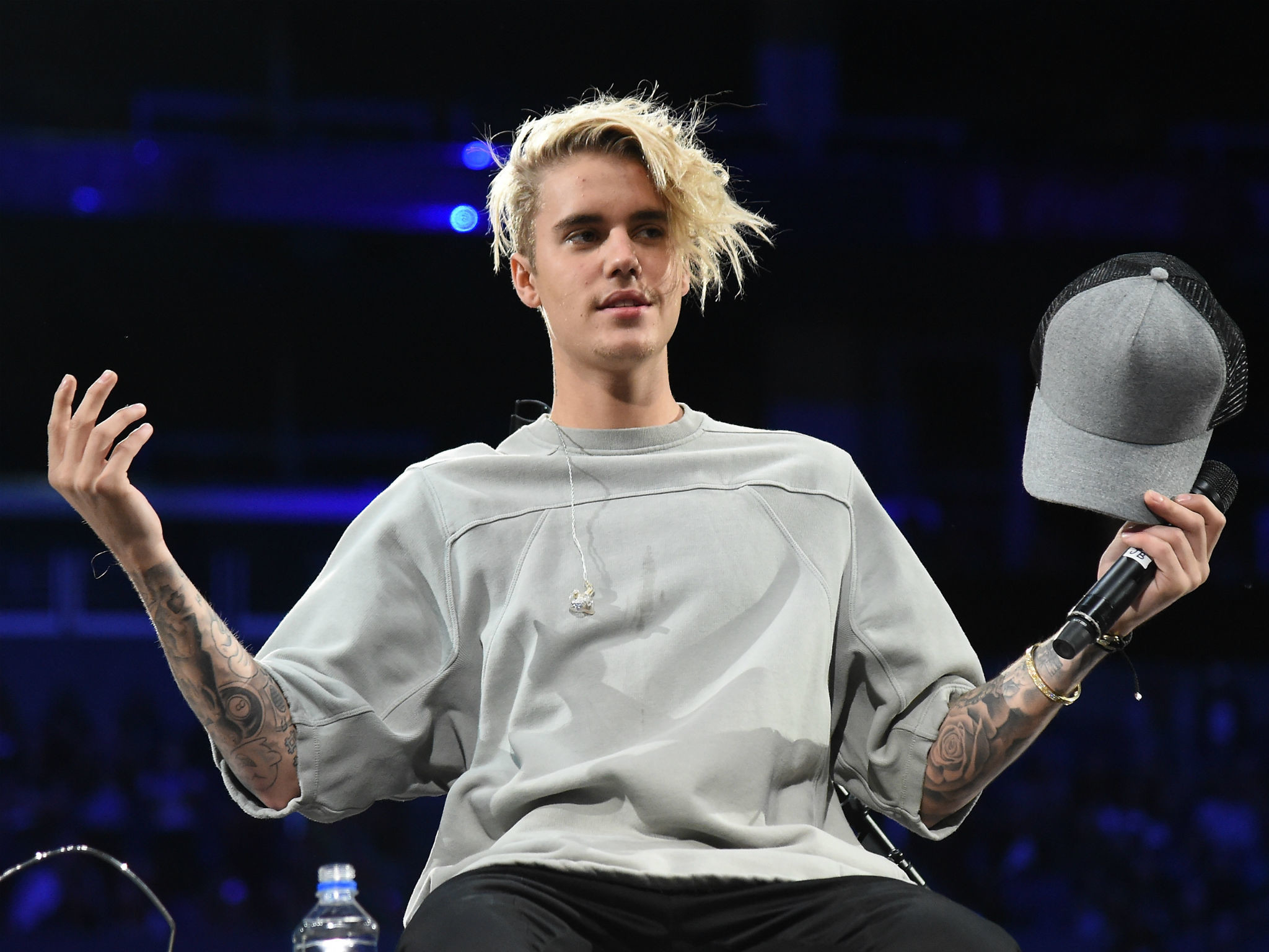 Justin Bieber cancels all future meet-and-greets because they leave him  'mentally and emotionally exhausted' | The Independent