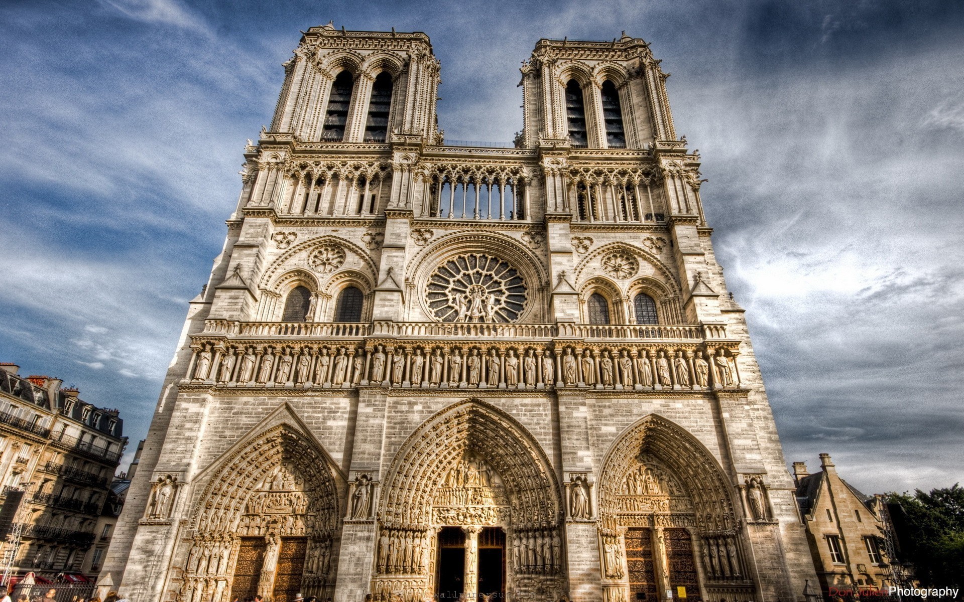 Notre Dame. 1920×1200. Necklace Wallpaper