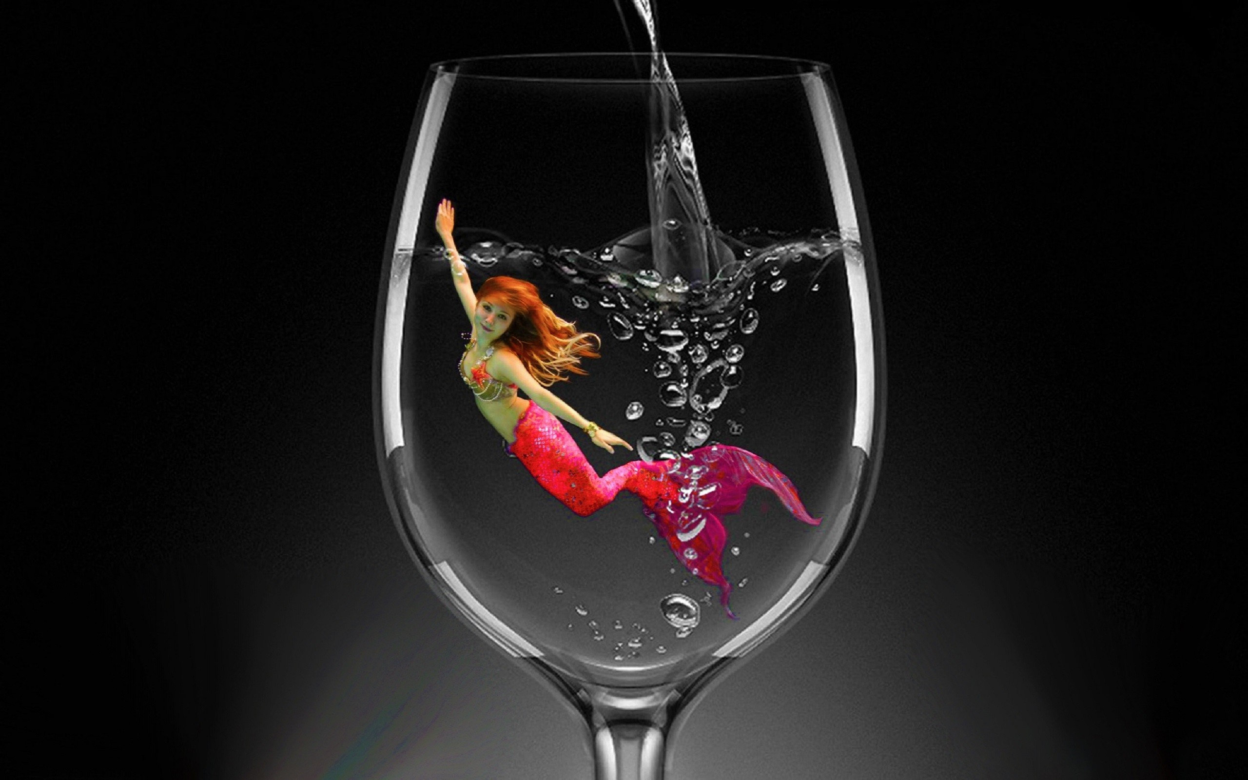 A Glass Of Mermaid Wallpaper