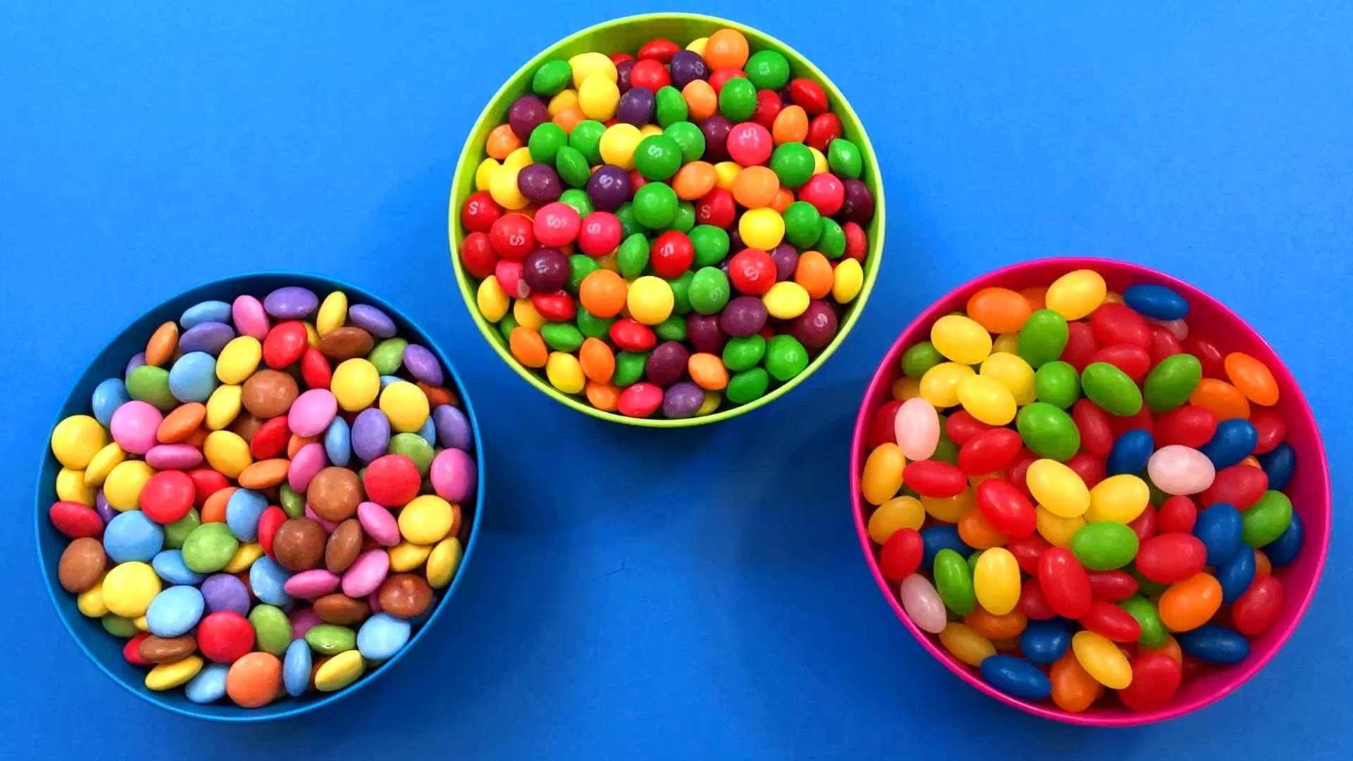 Hidden Skittles Smarties Eggs Candy Spiderman Peppa Pig Hello Kitty Frozen Surprise Toys – YouTube