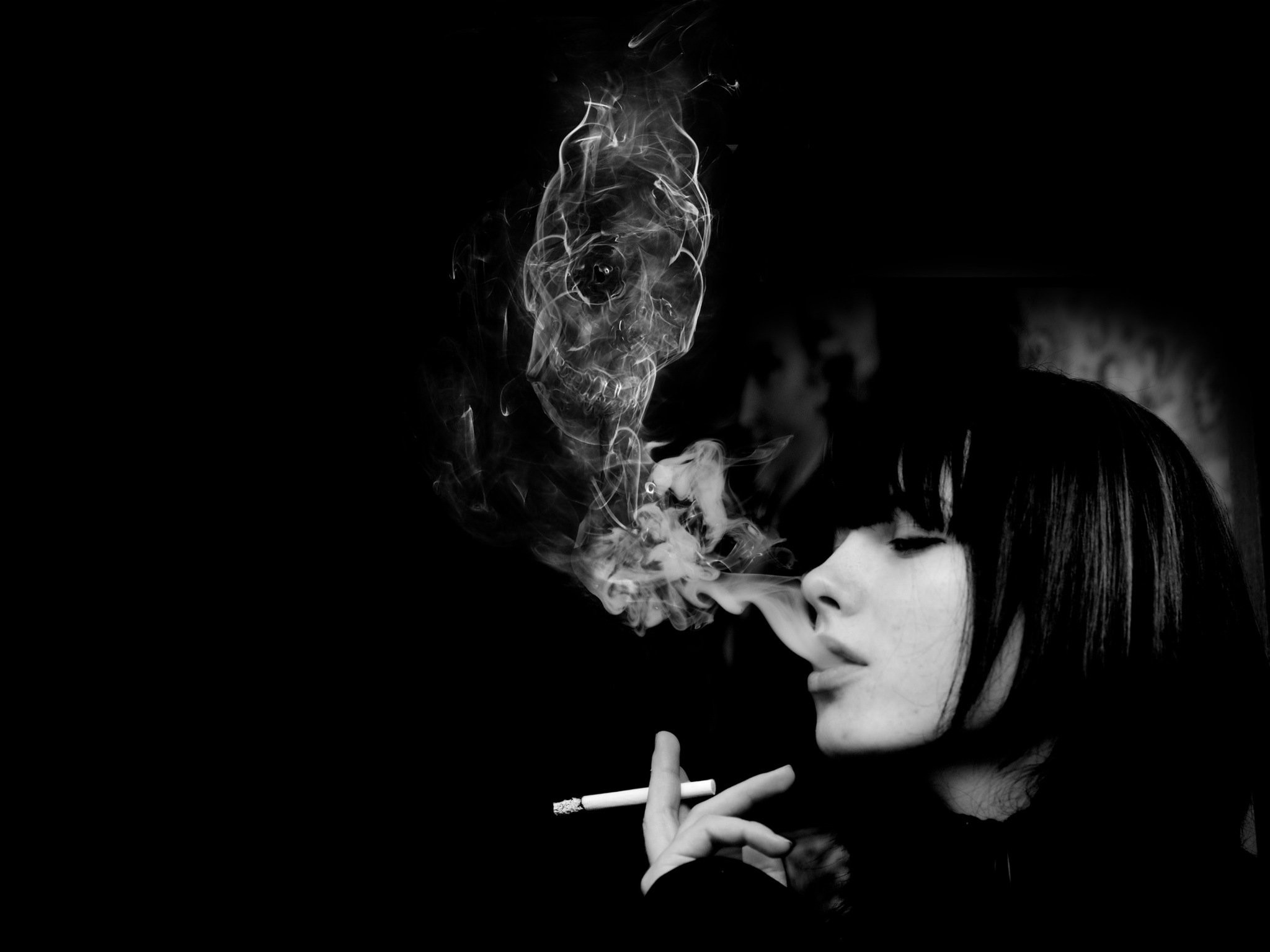 BLACK END WHITE – cigarette smoke skull wallpaper 478257 WallpaperUP