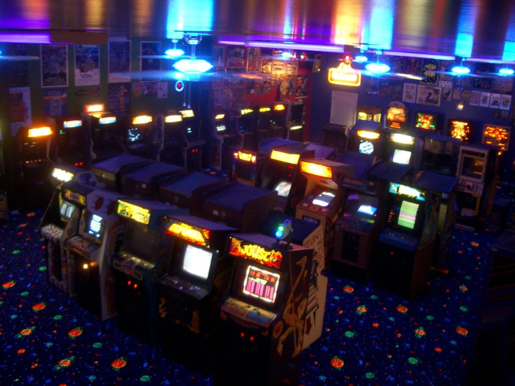 65+ Arcade Wallpaper HD