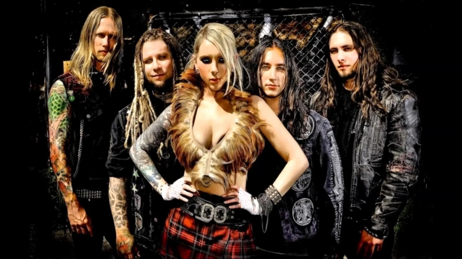 IN THIS MOMENT: Postpone UK/European 2016 Tour To May Over Maria Brink  Health Concerns