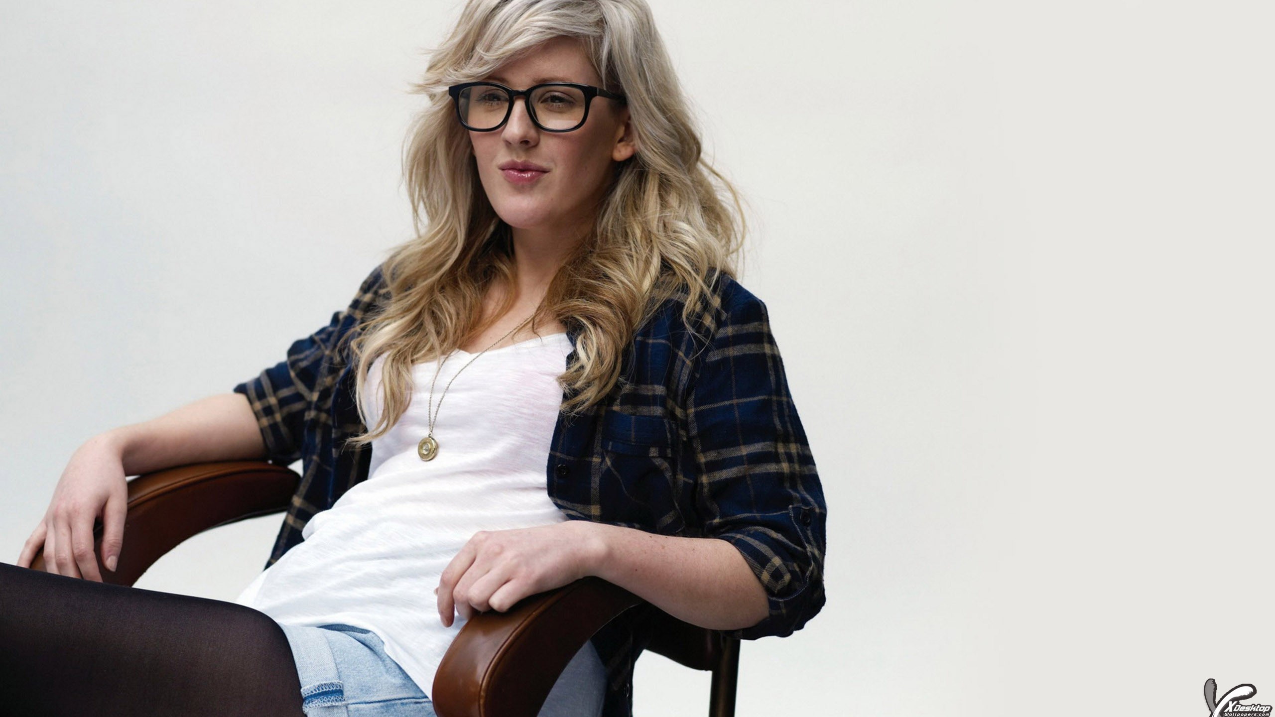 Ellie. Элли Голдинг. Блондинка Элли. Ellie Goulding обои. Ellie Goulding Glasses.