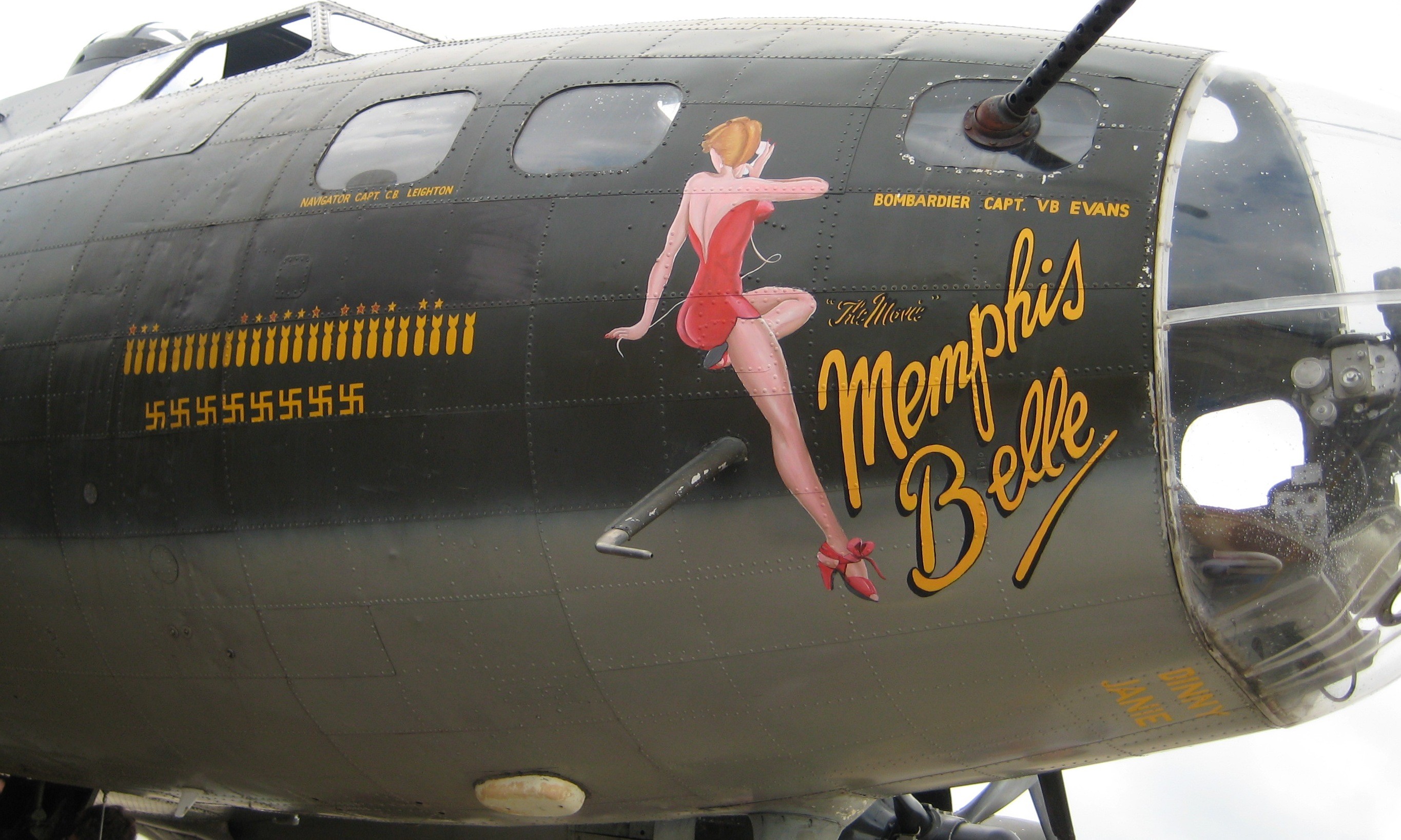 Memphis Belle" 360109 – is one of the top wallpapers in the Travel category.