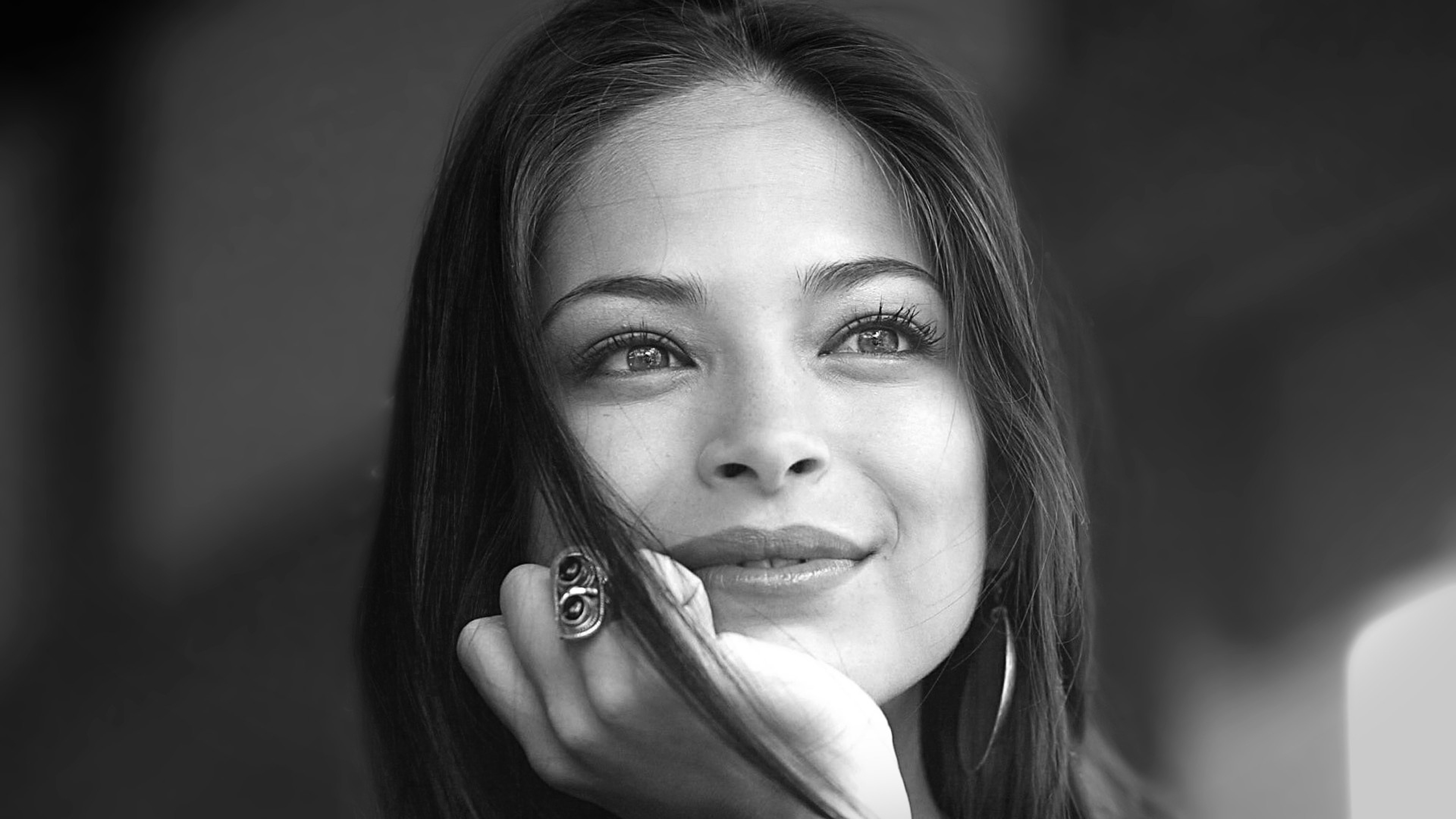 Wallpaper kristin kreuk, brunette, look, model, smile, black and white