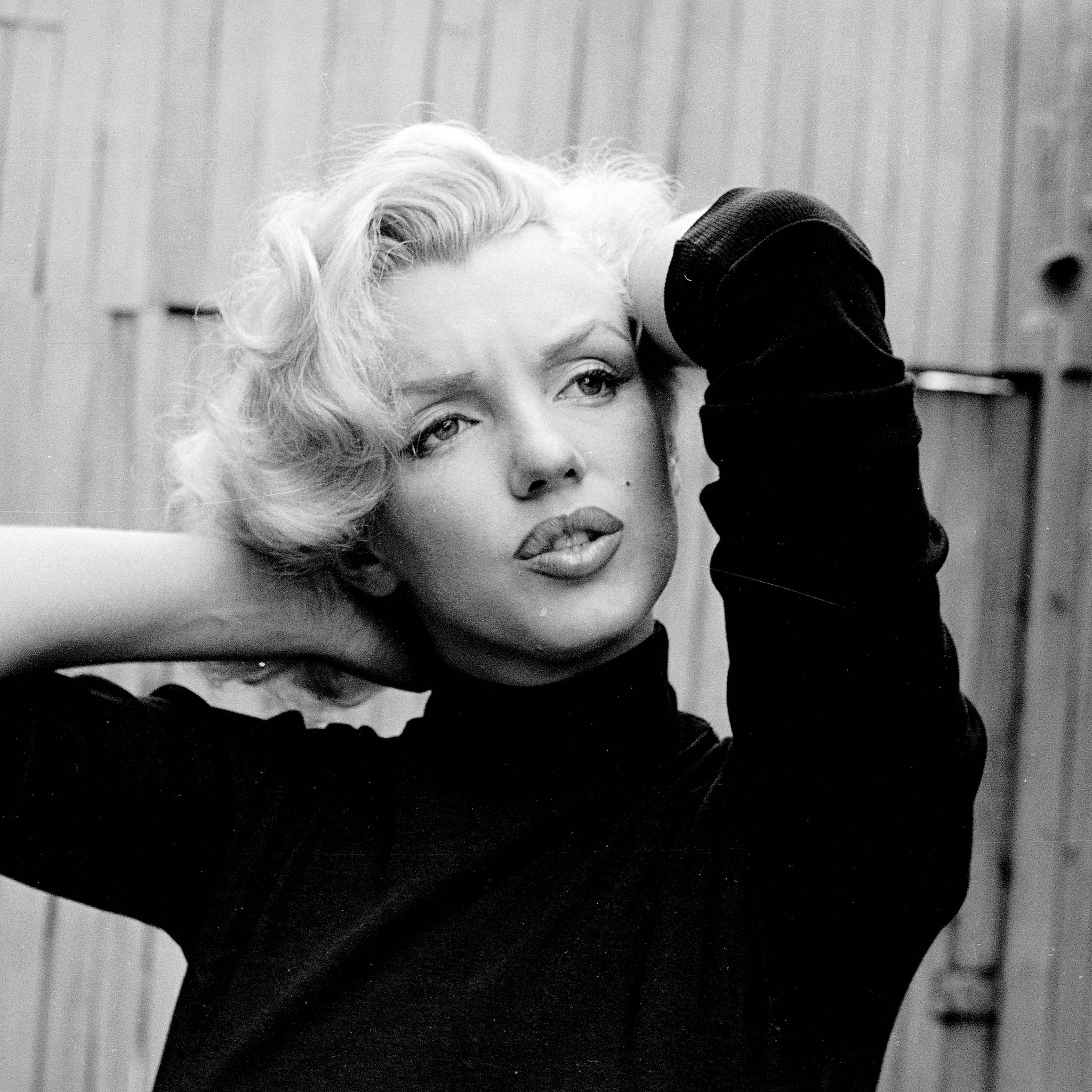 Preview wallpaper marilyn monroe, singer, actress, bw 2048×2048