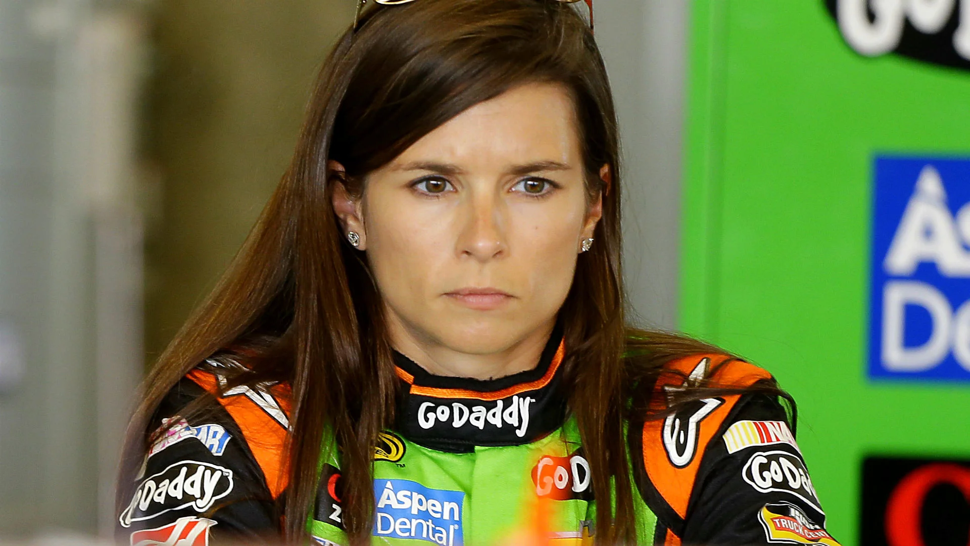 Danica Patrick runs into boyfriend Ricky Stenhouse Jr. in Chicago race NASCAR Sporting News