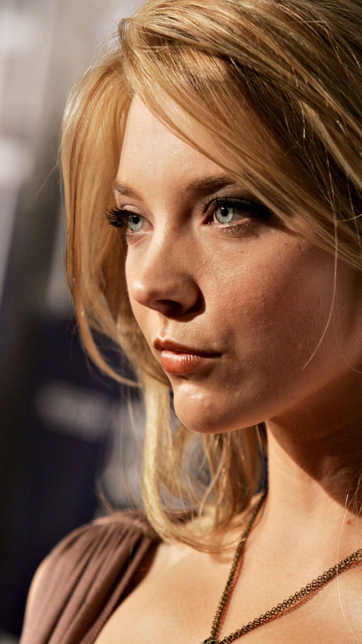 Natalie Dormer iPhone Wallpaper