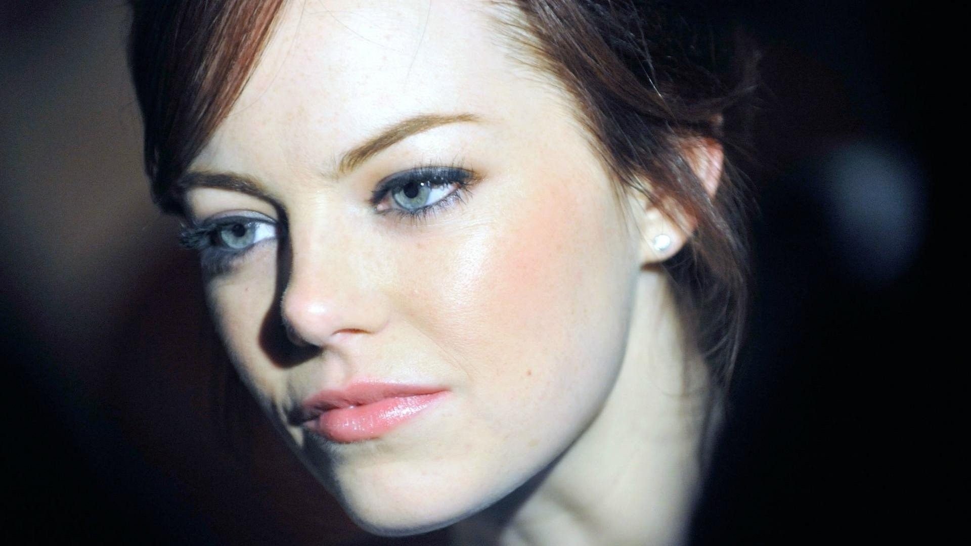 Emma Stone Close Up