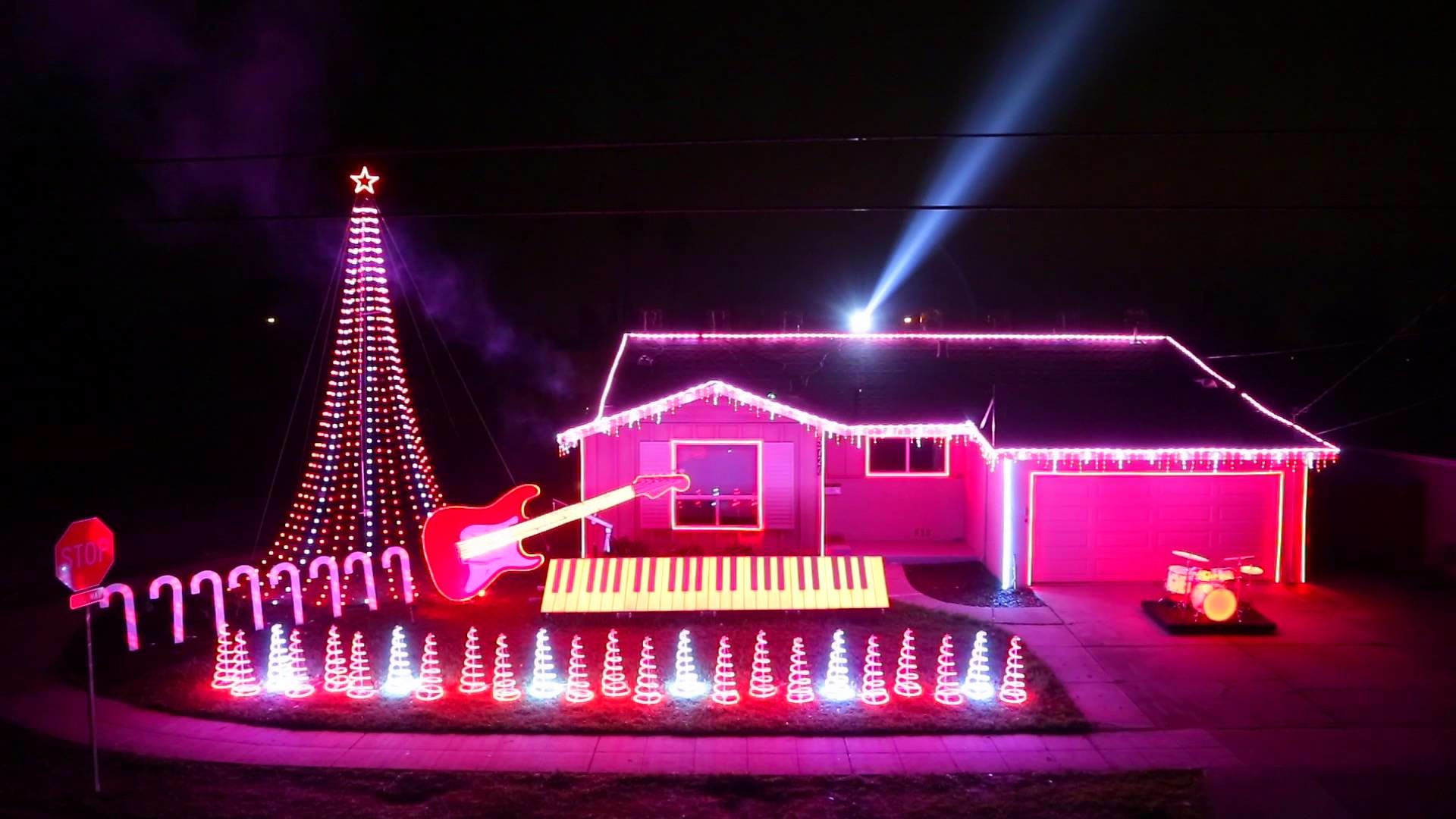 Best of Star Wars Music Light Show – Home featured on ABC's Great Christmas  Light Fight! – YouTube
