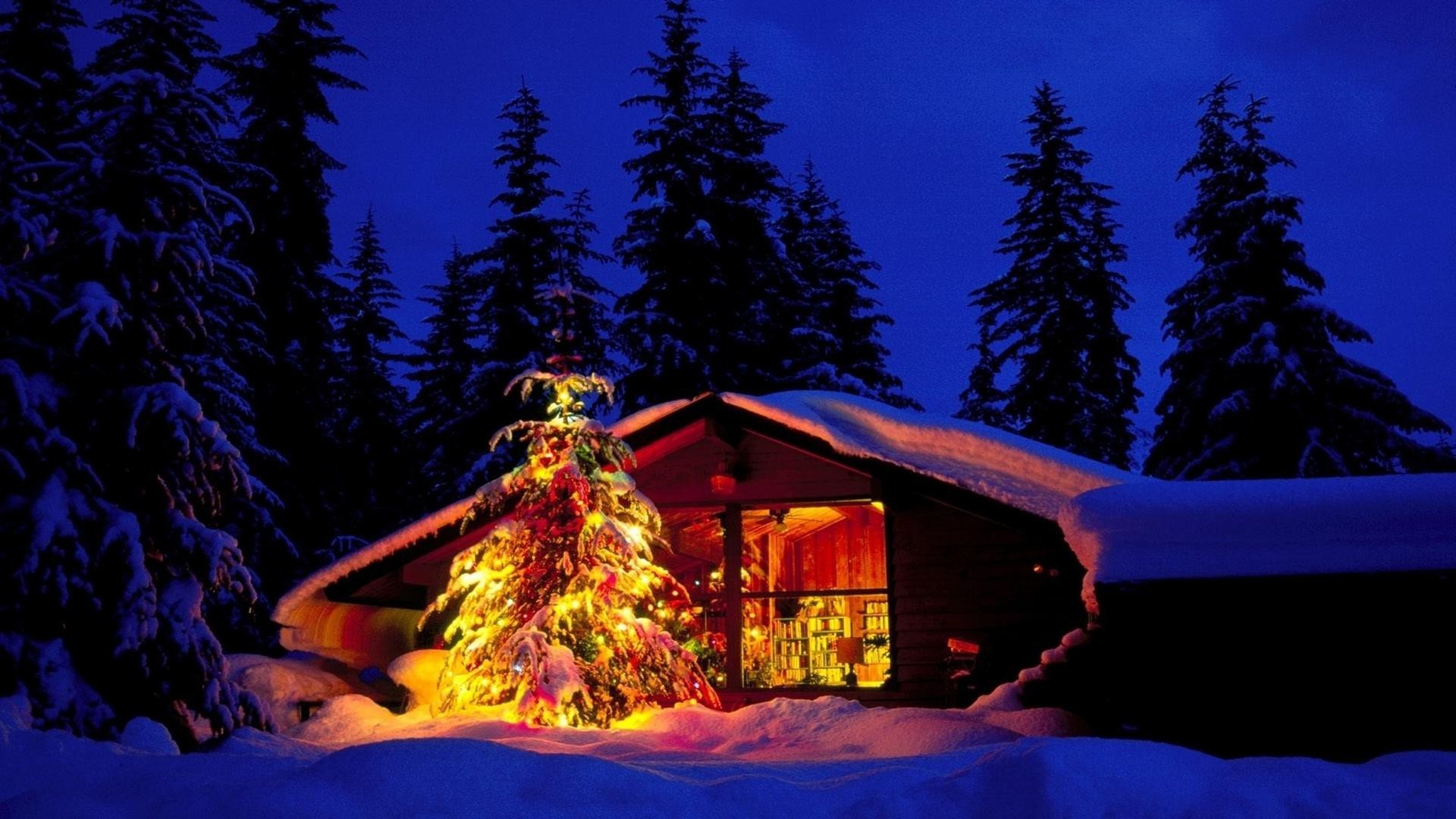 Free Christmas Cabin And Tree In Deep Snow – Landscapes Christmas Desktop  Wallpaper and Computer Background