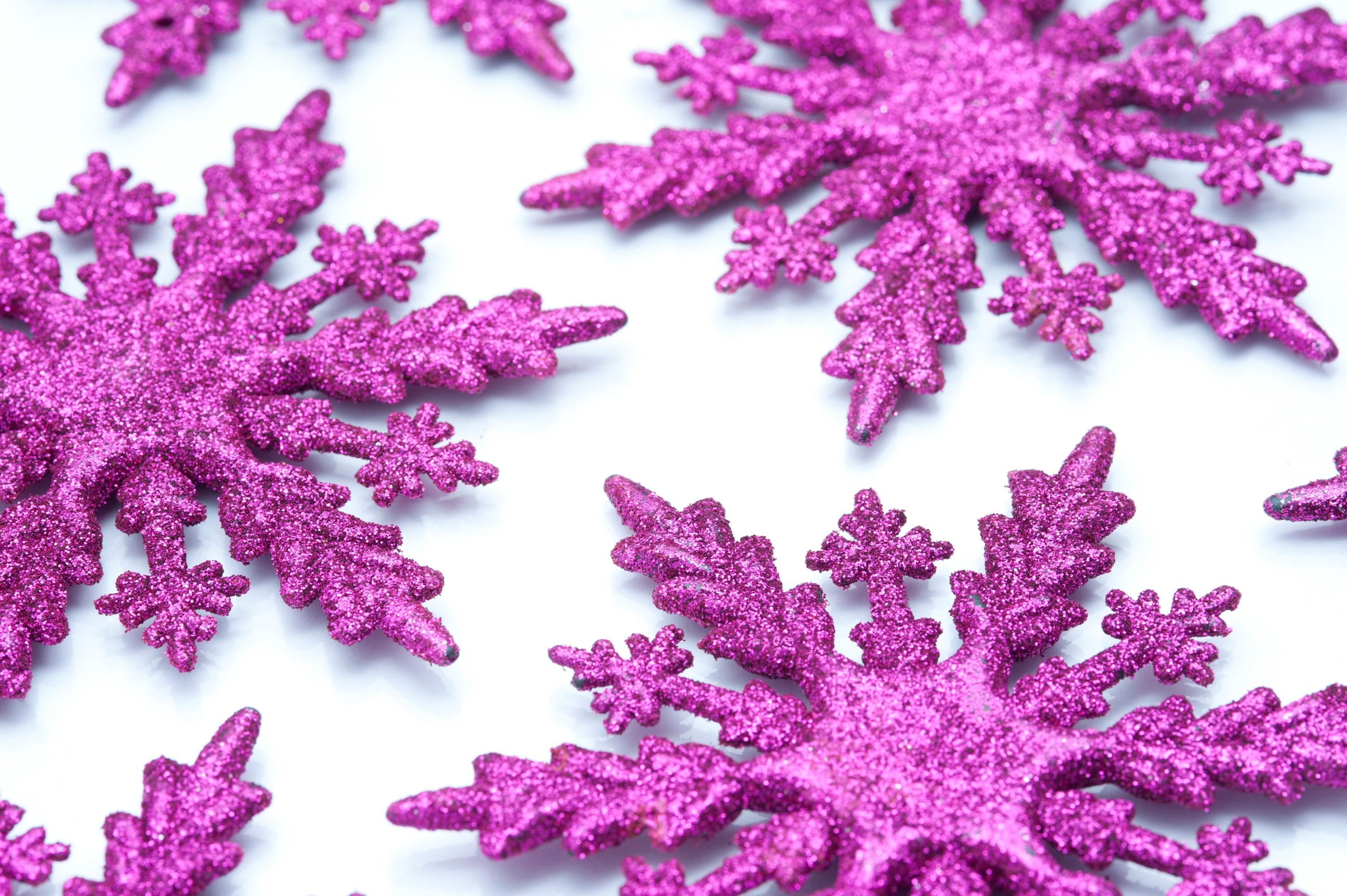 Pink Snowflake Christmas Ornament – See more similiar images at backgroundimages