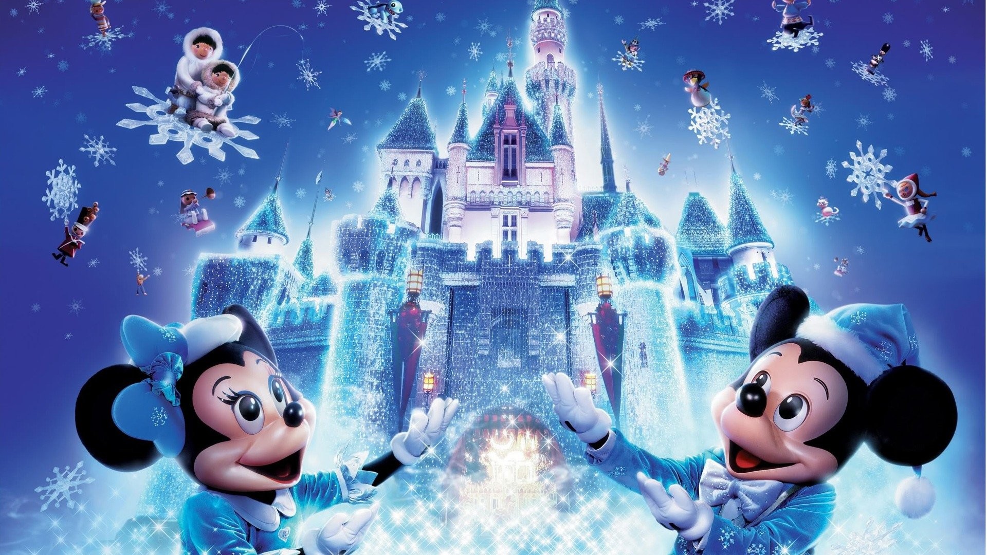 Now on this Christmas through us you will get best and unique collection of Micky Mouse Christmas Cartoons Wallpapers For Childrens