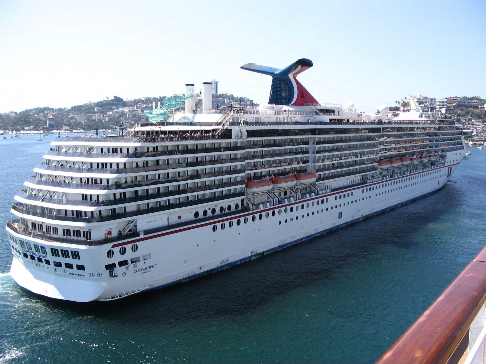 Wallpapers 18 carnival cruise ship docked wallpaper