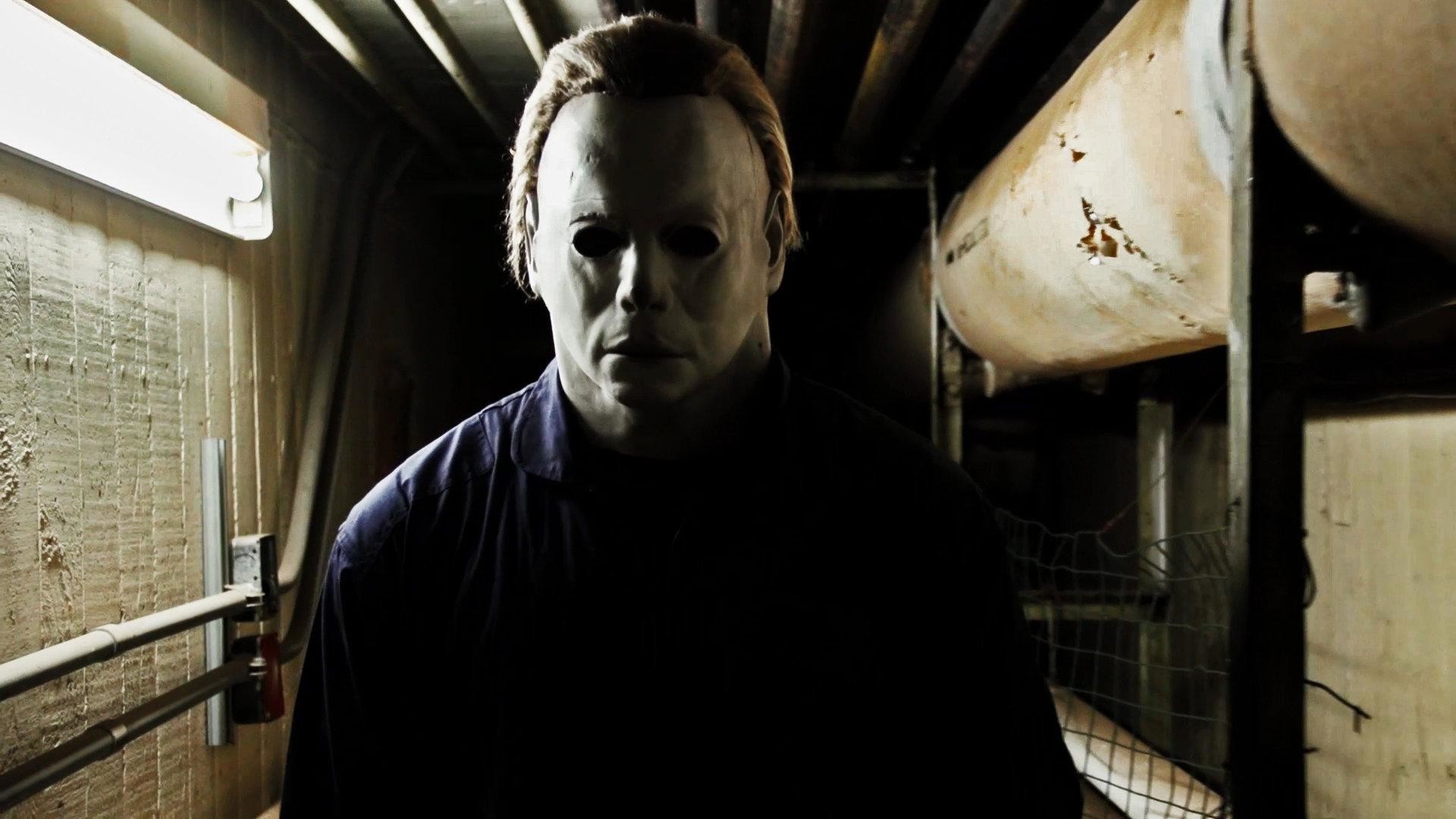 Michael Myers Scare Prank Brings Halloween Early