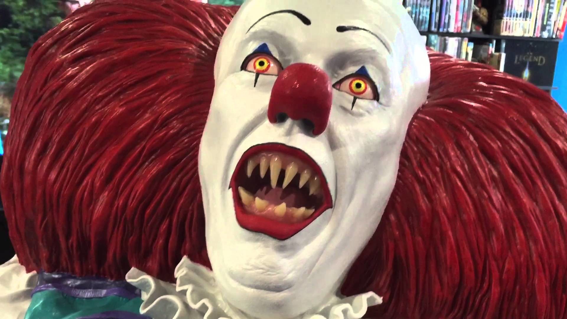 11 life size bust of Pennywise the clown by Daran Holt