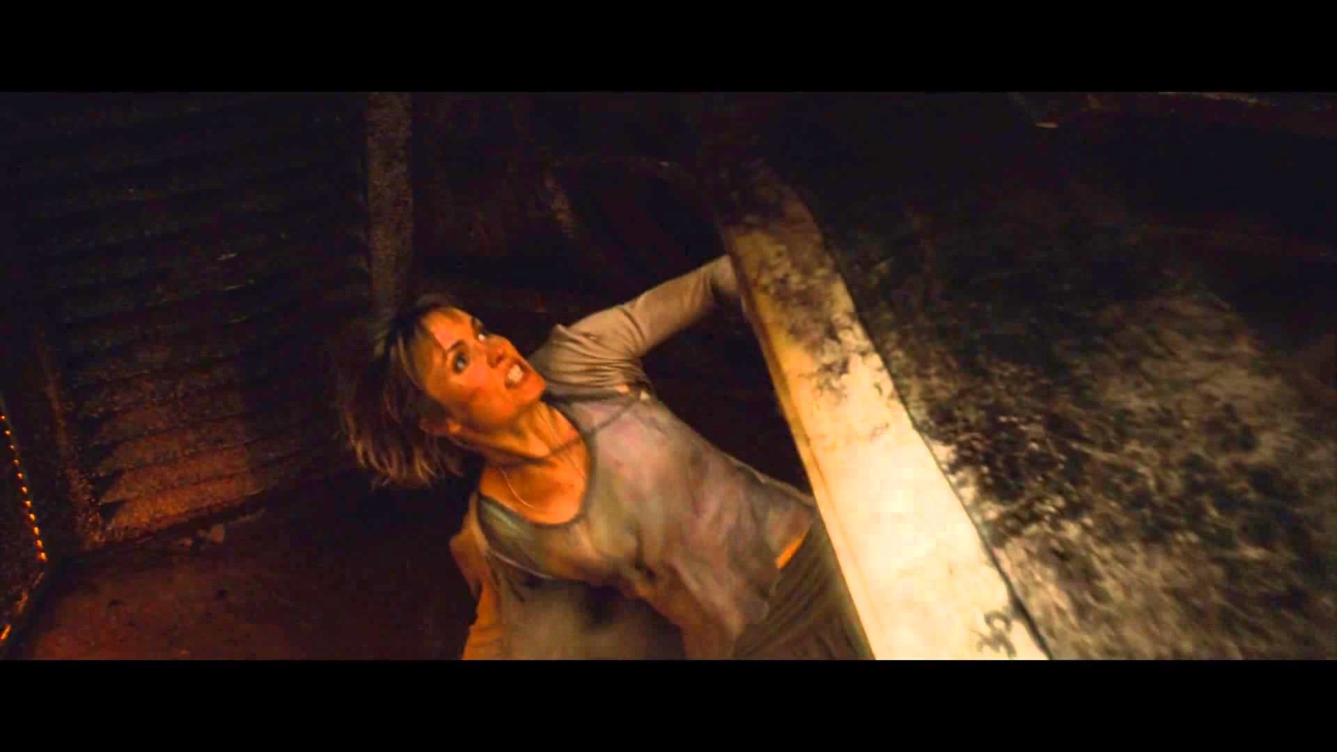 Terror en SILENT HILL full HD escena de pyramid head