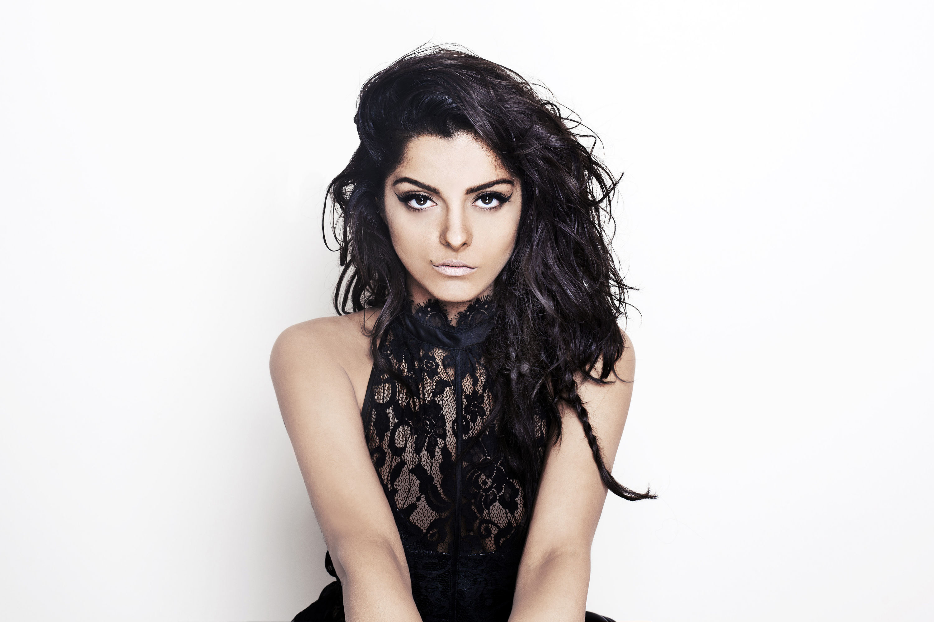 Music / Bebe Rexha Wallpaper