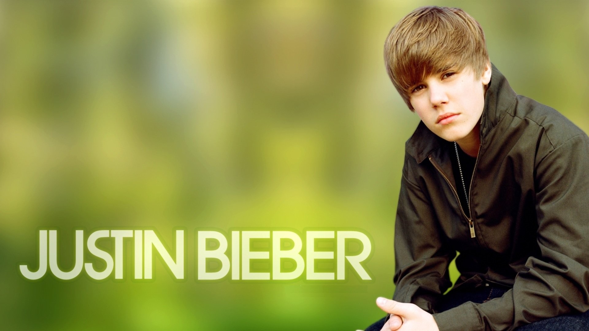 nice jb at singing – Justin Bieber Wallpaper