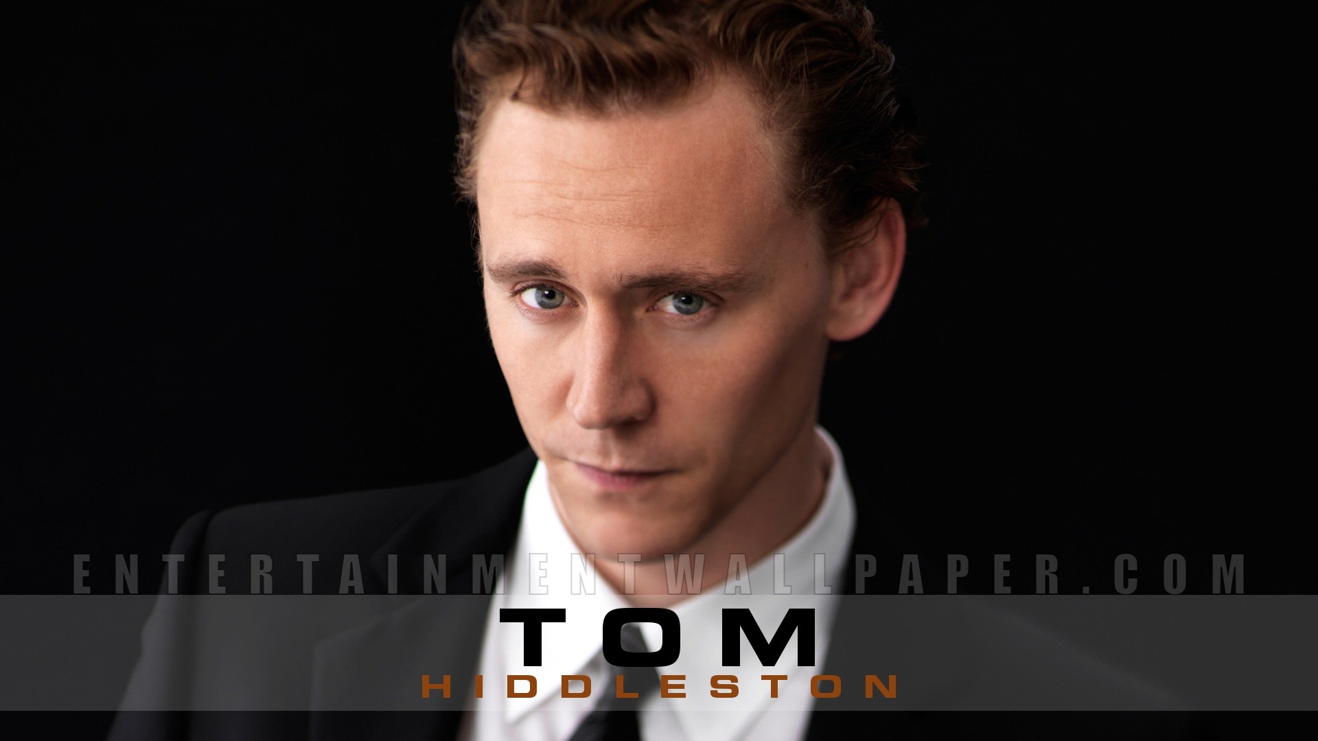 Tom Hiddleston Wallpaper – Original size, download now.
