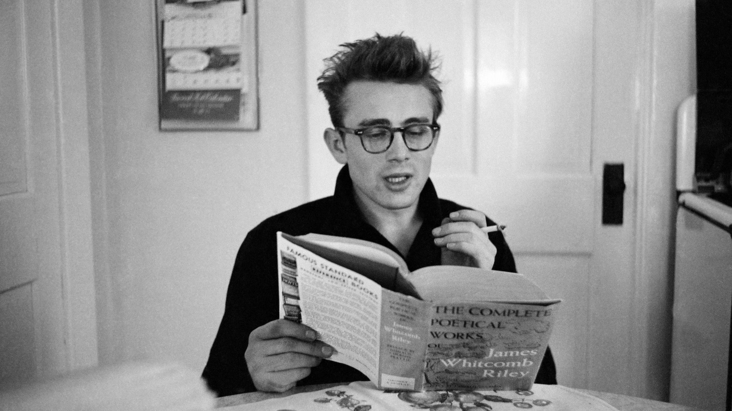 BOTPOSTBOT James Dean at the breakfast table