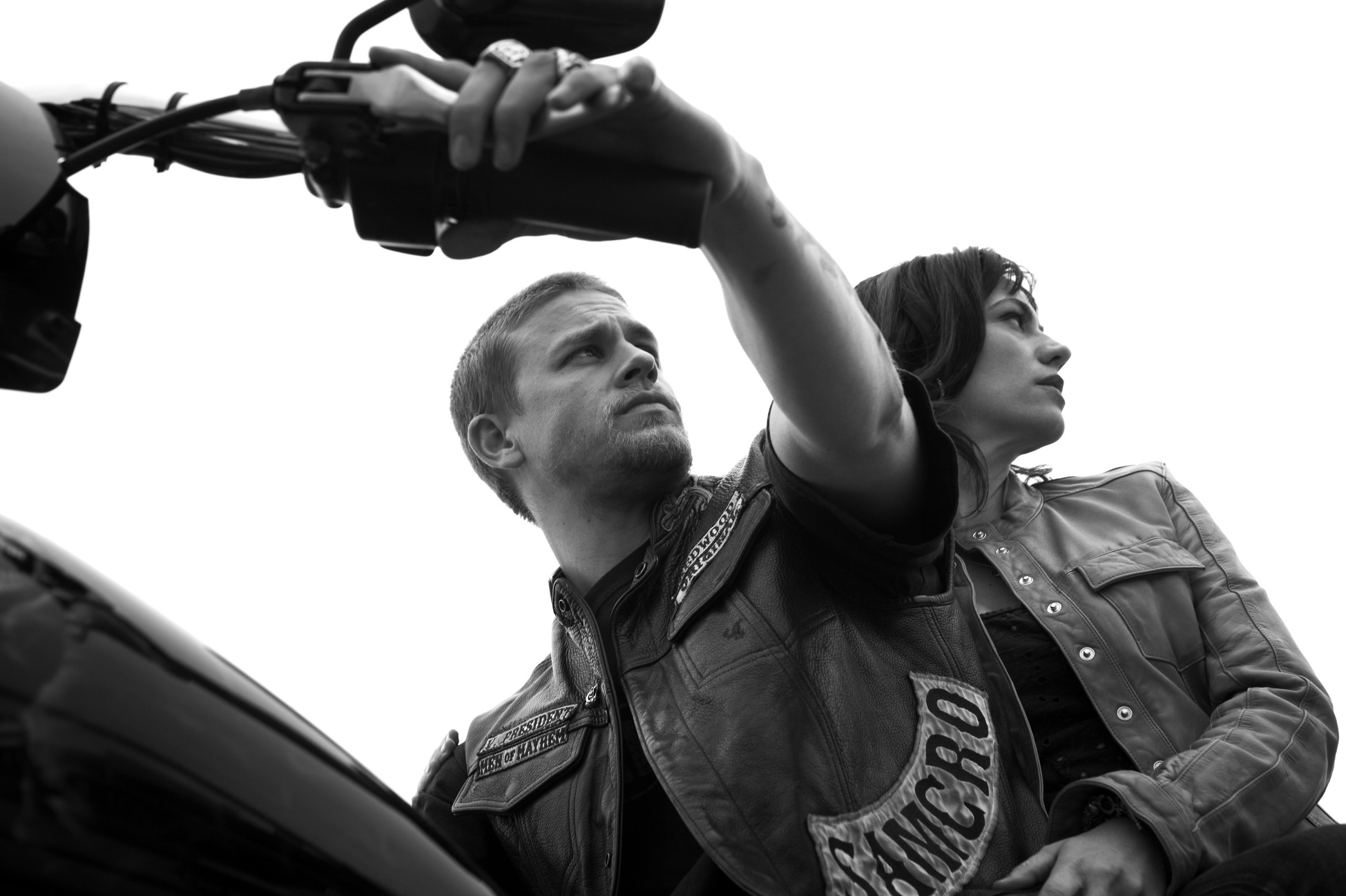 Sons of Anarchy – Jackson 'Jax' Teller (Charlie Hunnam) Tara Knowles  (Maggie Siff) Season 4