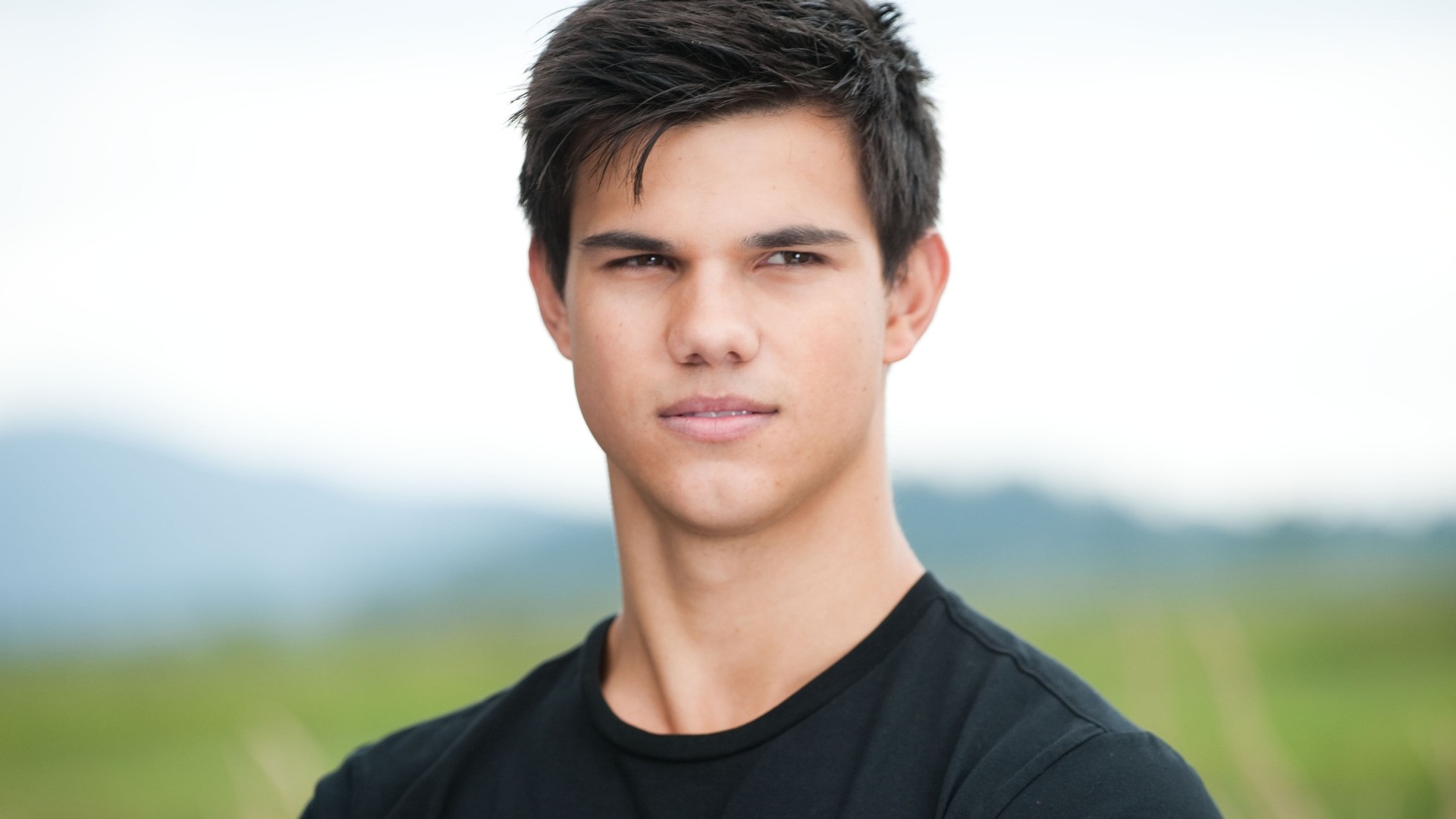 Taylor Lautner 2013 TaylorLautner HD Wallpaper Taylor Lautner 2013 .