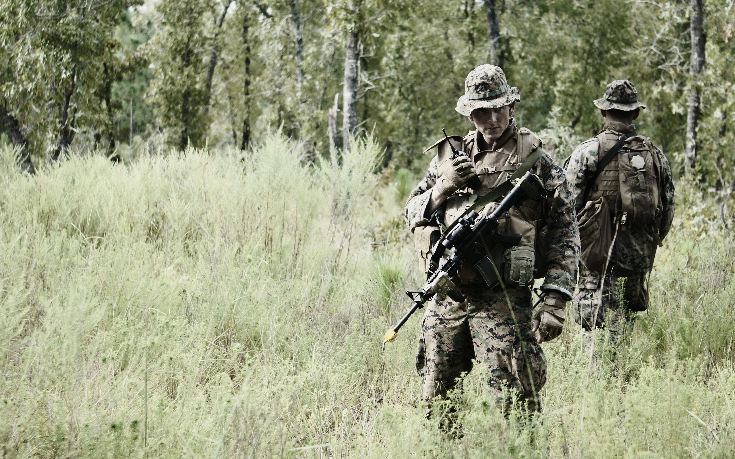 Soldiers military ACOG marpat warriors weapons guns rifles camo men males wallpaper