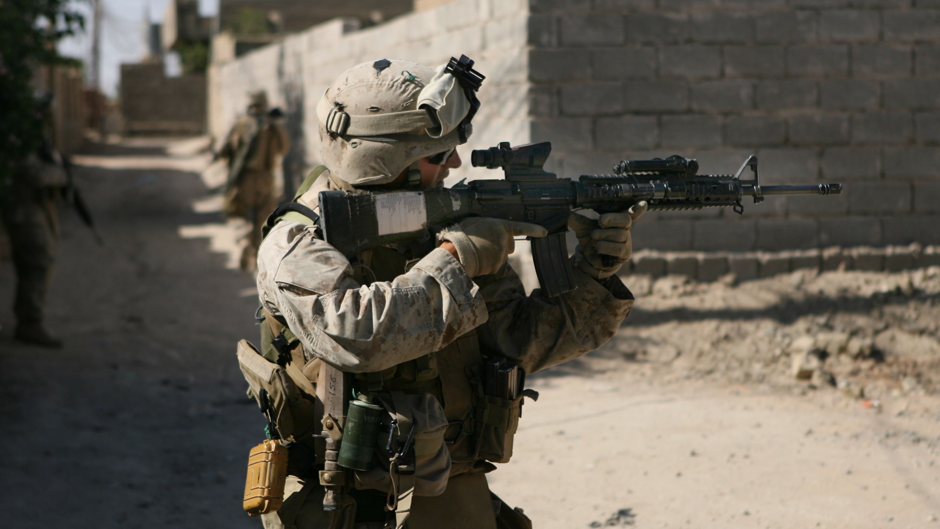 Guns US Marines Corps M16A4 ACOG : Desktop and mobile wallpaper .