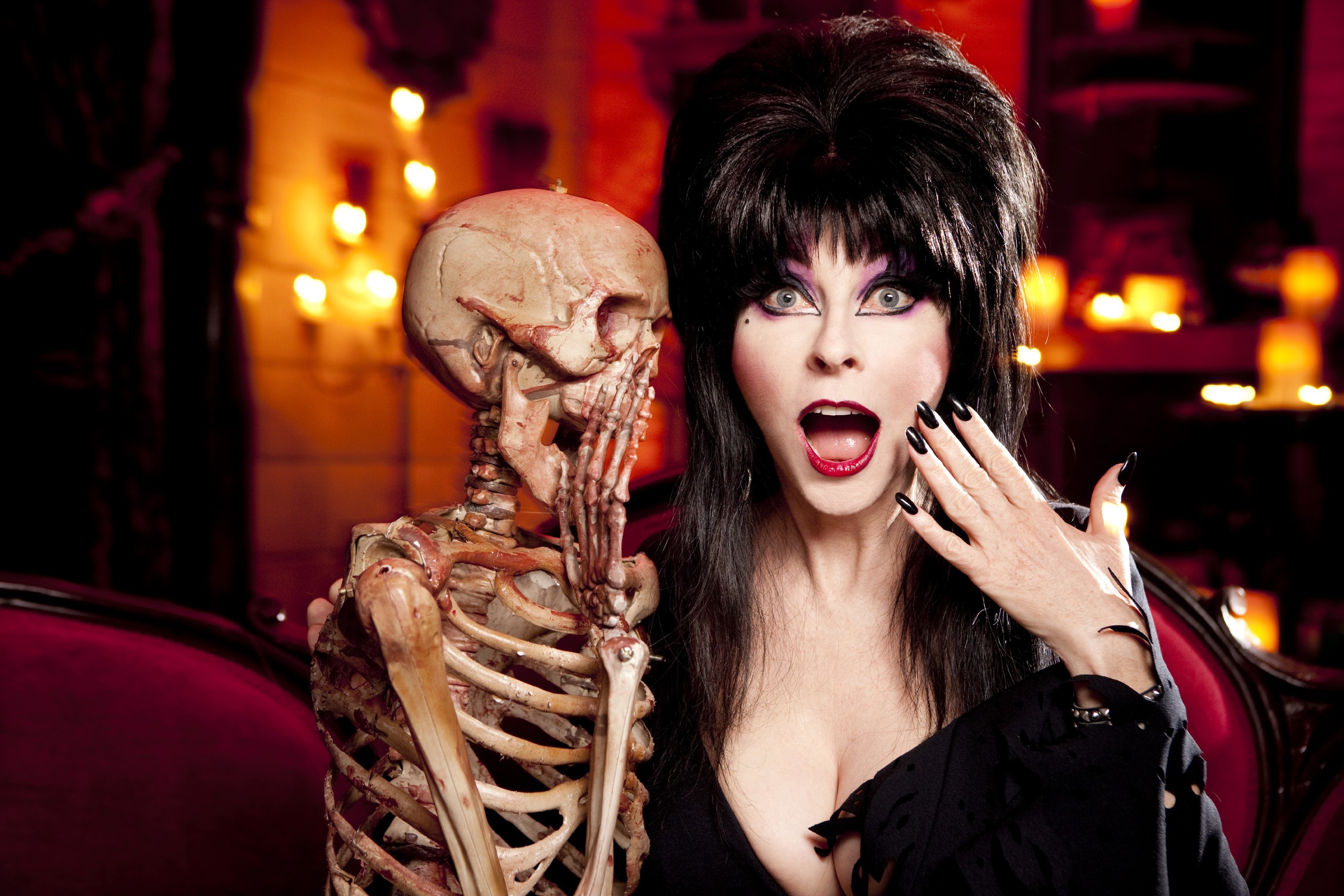 Download Elvira Mistress of the Dark wallpaper 3000×2000