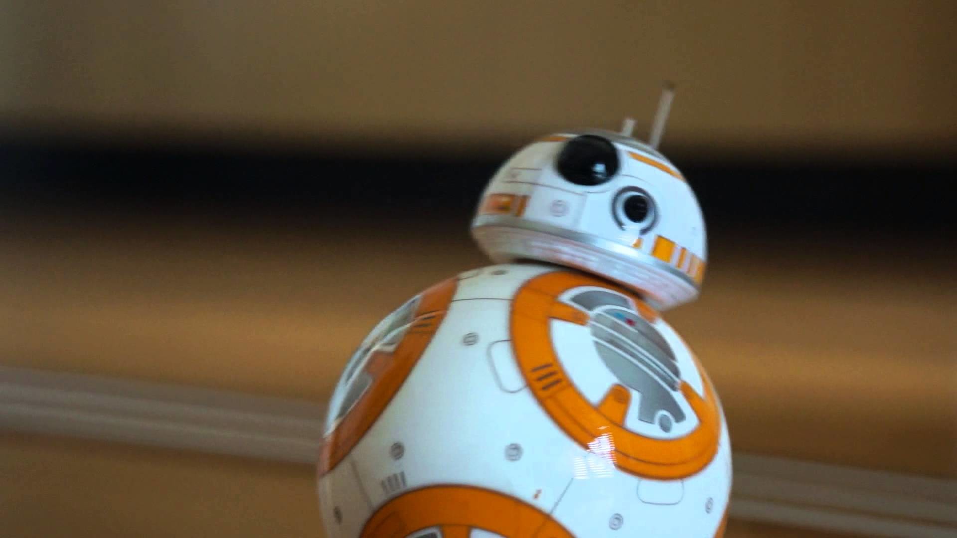 BB8 saying HELLO waking up Sphero BB 8 in action Star Wars Episode VII part1