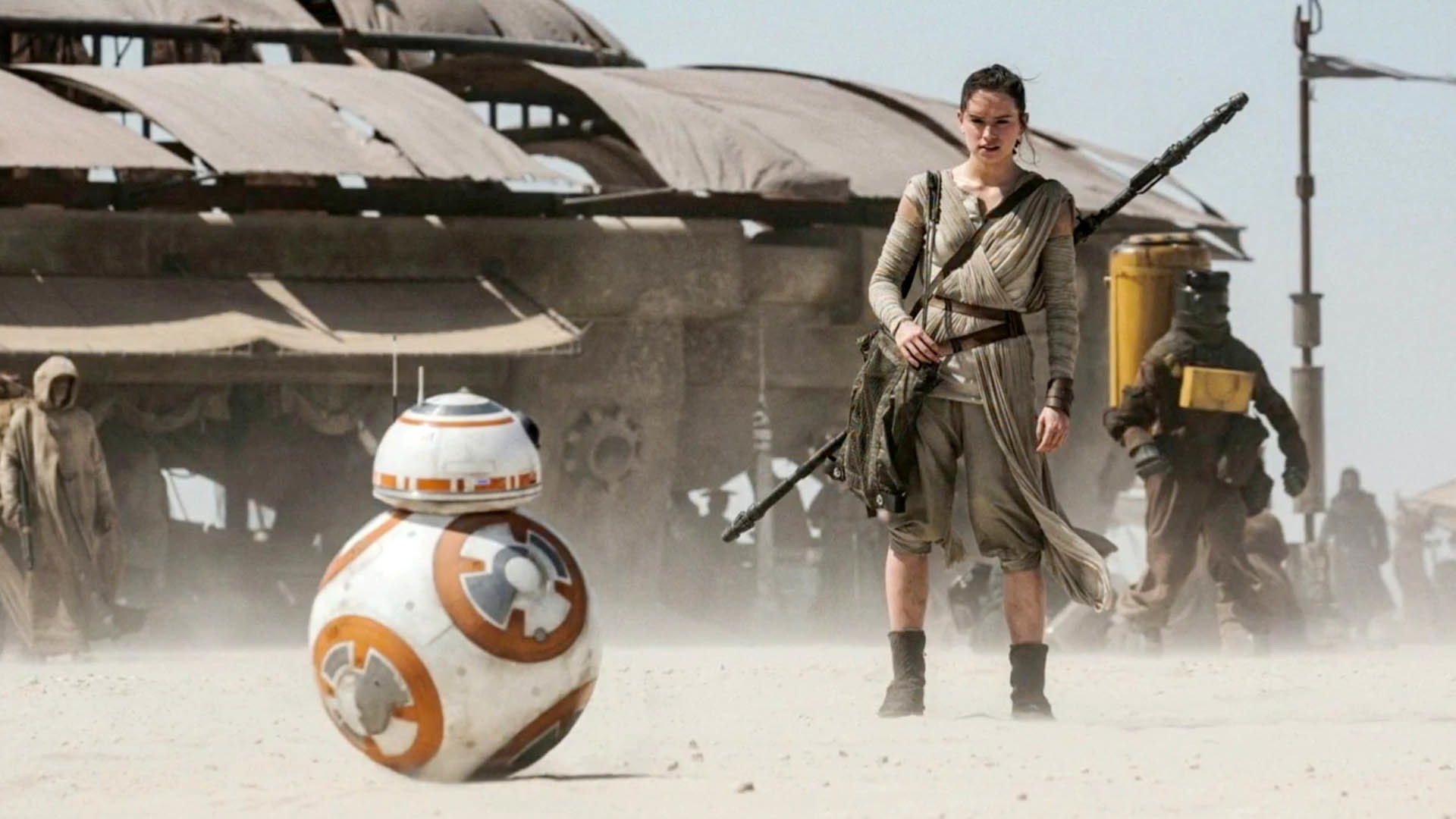 BB 8 and Rey – Star Wars 7 The Force Awakens wallpaper