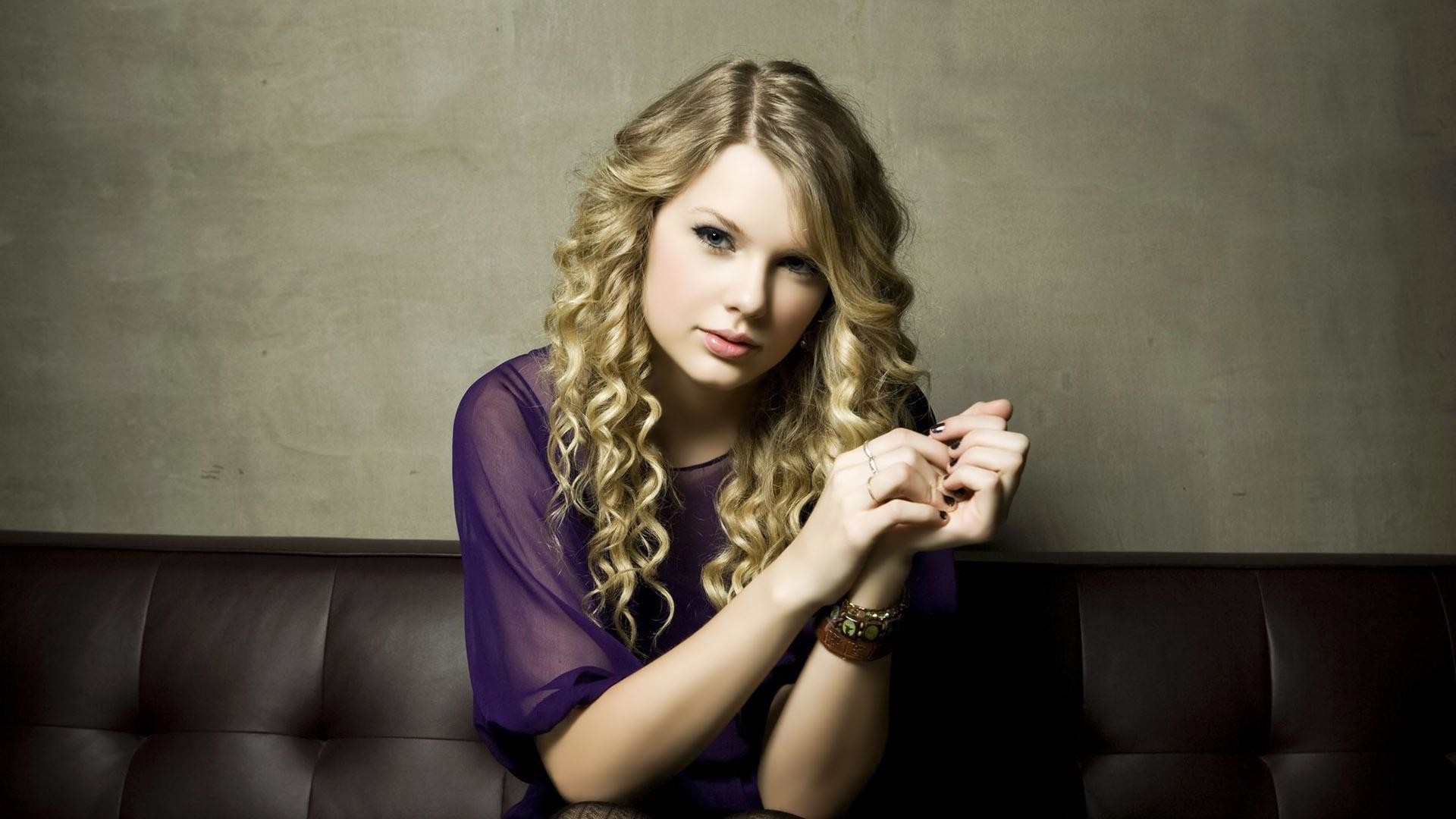 All About Hollywood Stars Taylor Swift Cool HD Wallpapers