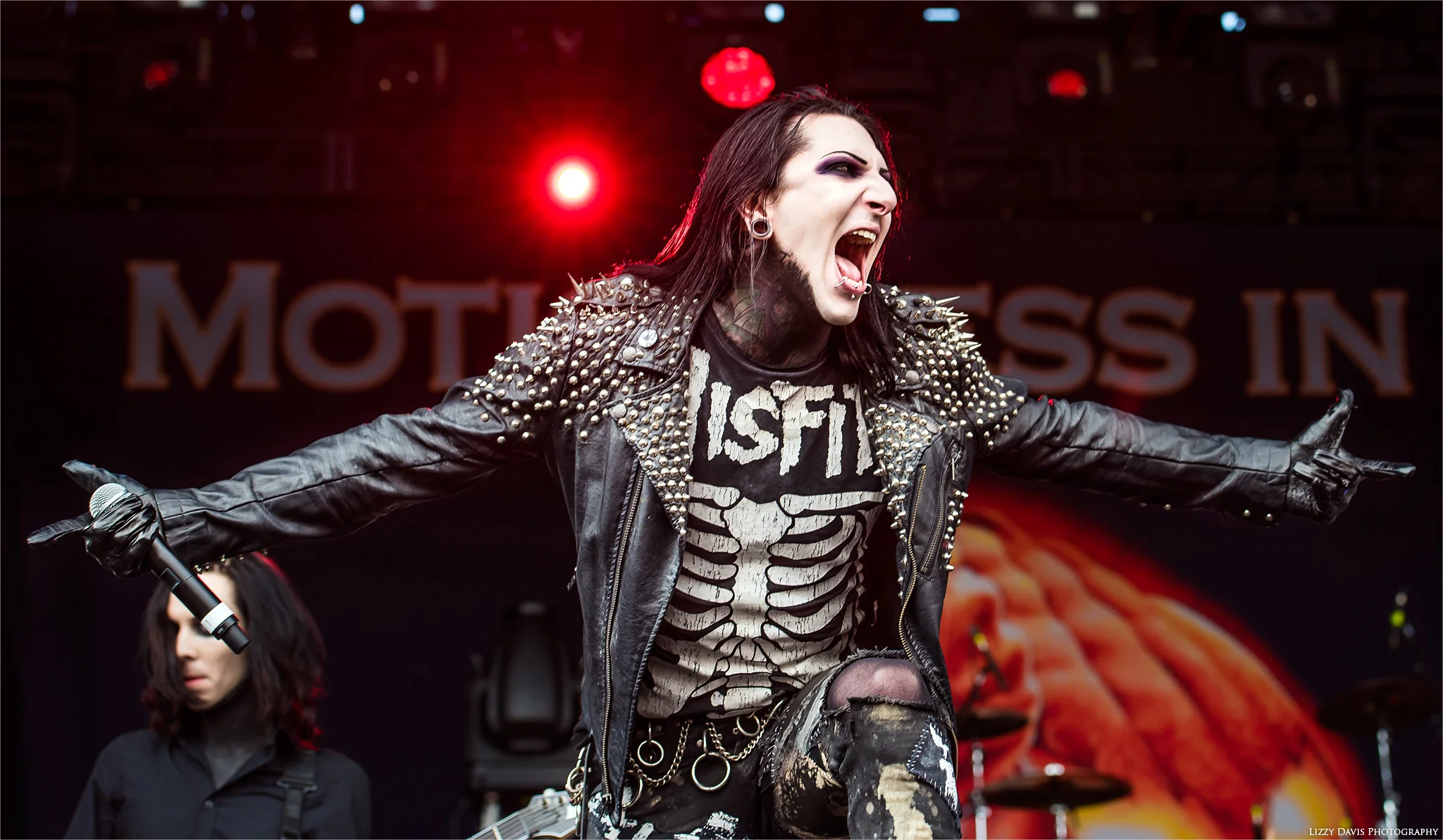 Motionless in white фото