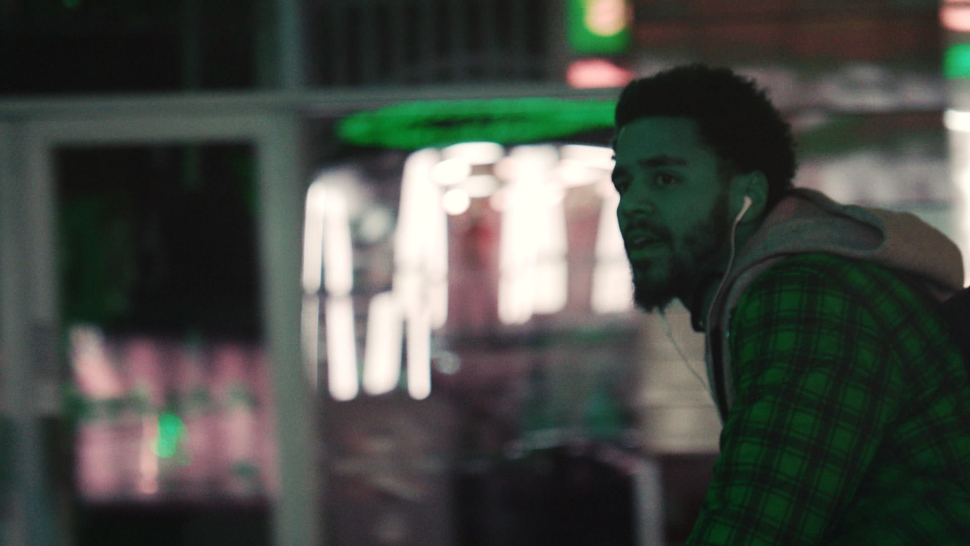 Watch J. Coles Intro to 2014 Forest Hills Drive VIDEO – Hive Society