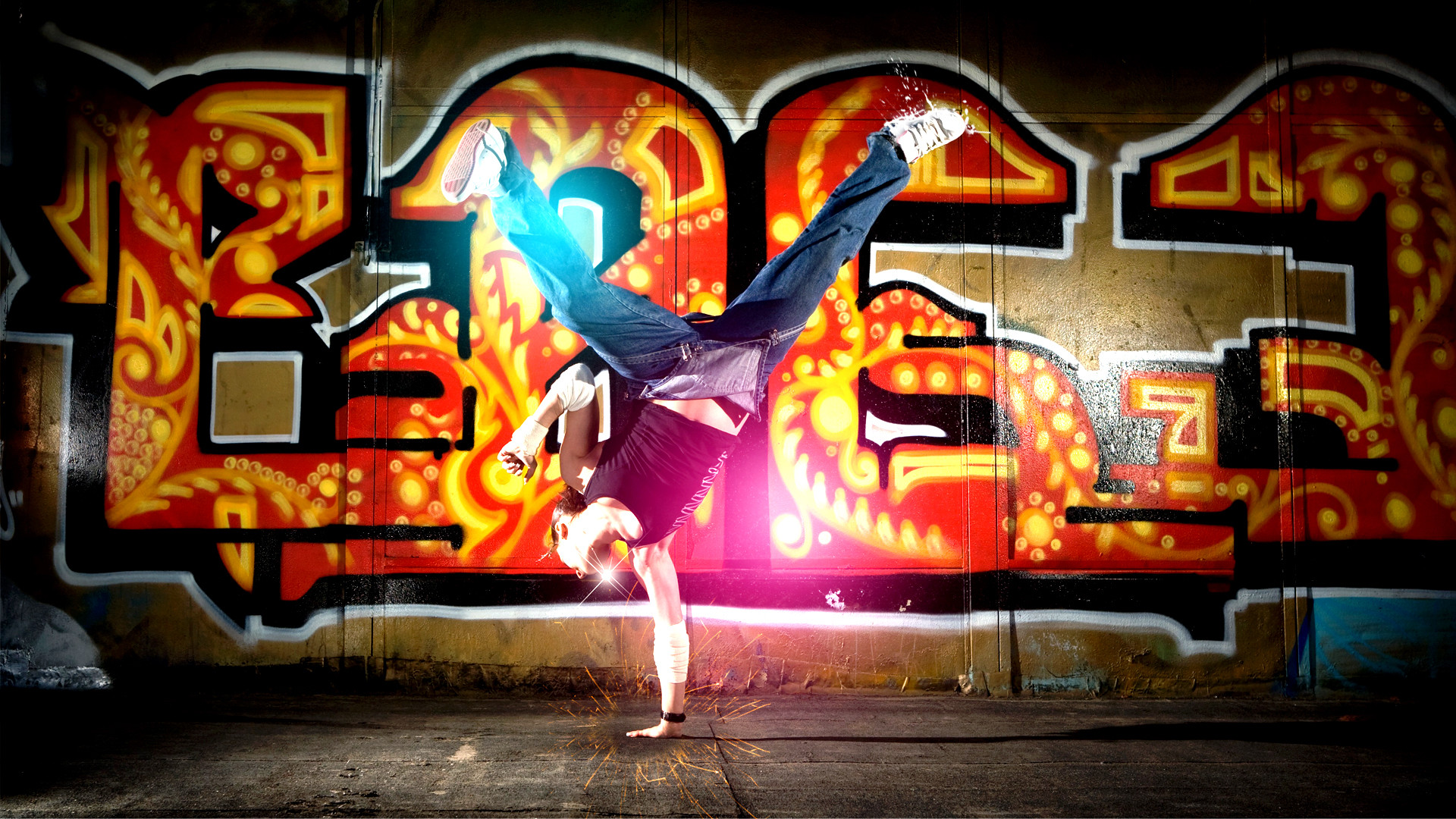 Hiphop Style Wallpaper by Synaide
