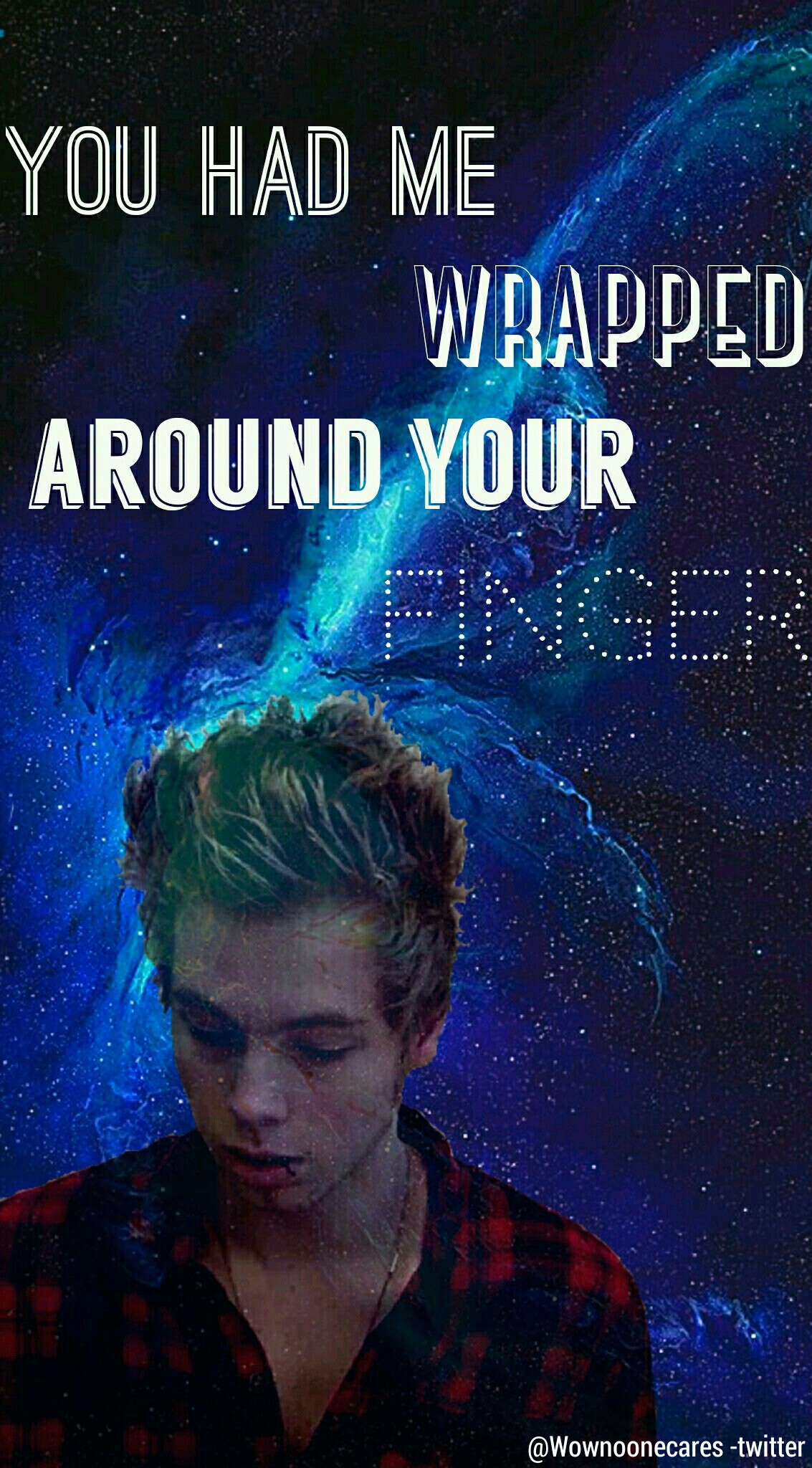 5 seconds of summer wallpaper / / Wrapped around your finger