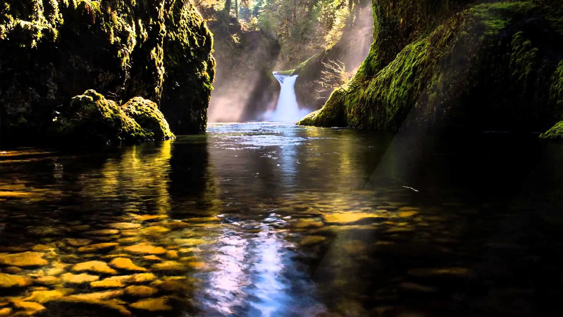 Living Waterfalls Screensaver