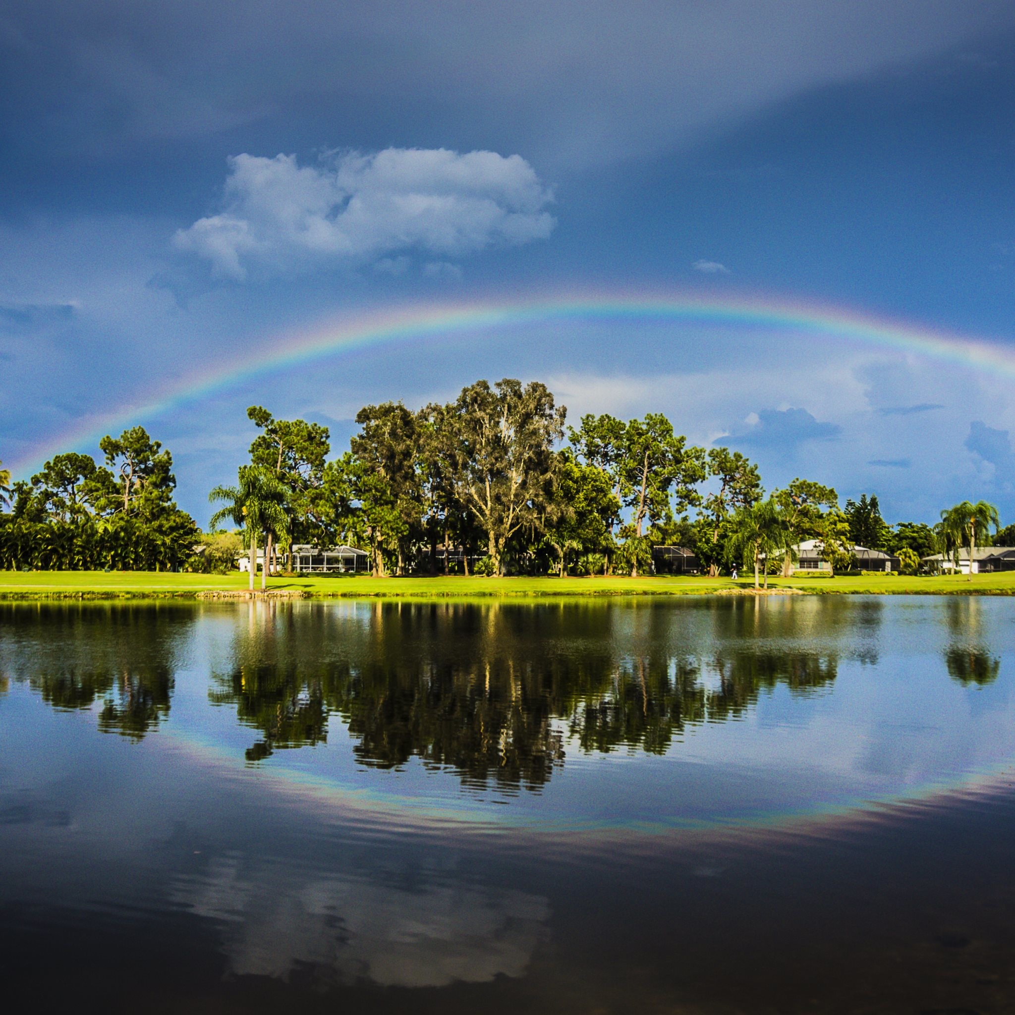 4K HD Wallpaper Rainbow over the golf course