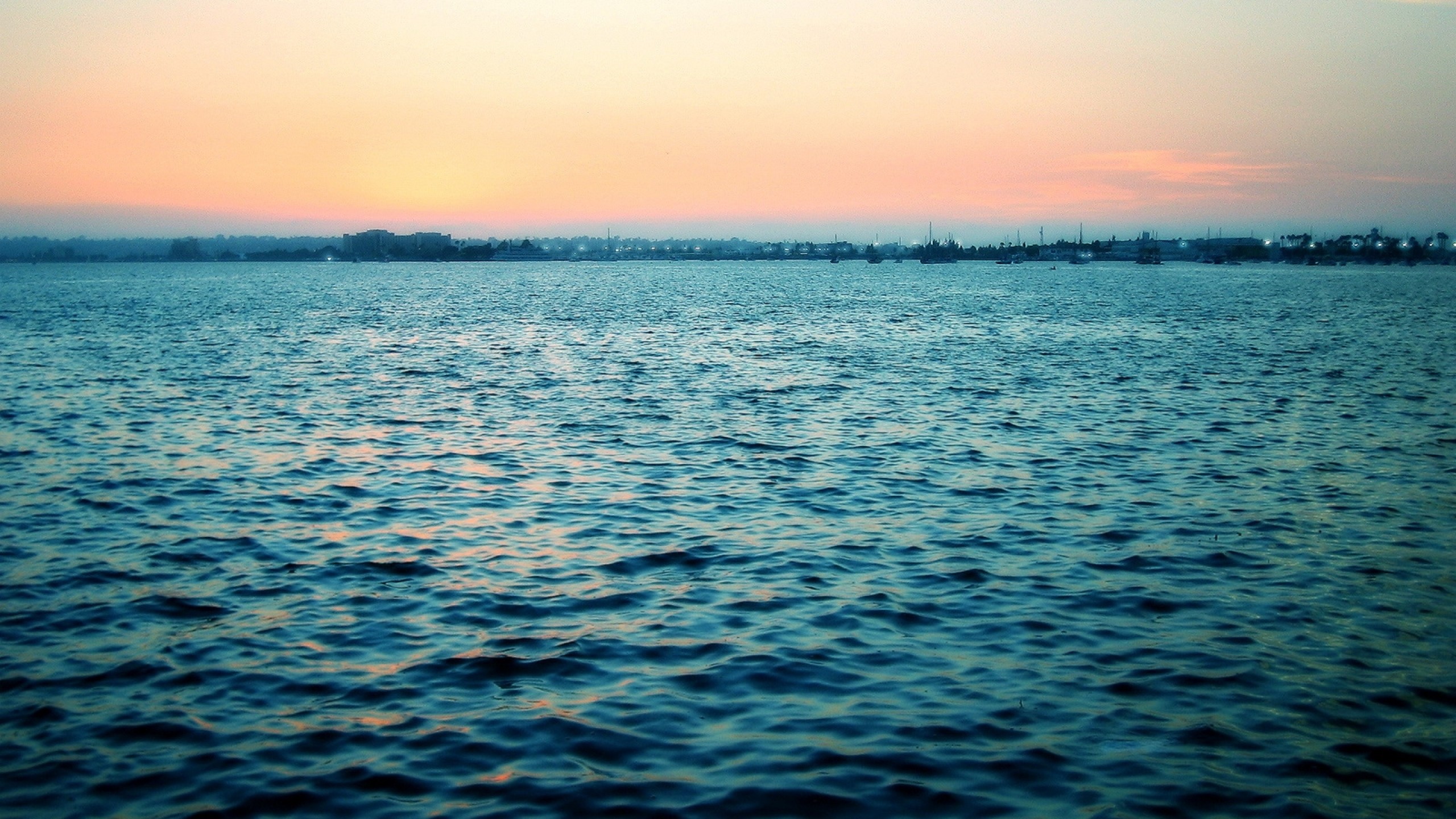 Preview wallpaper sea, calm, water table, ripples, evening 2560×1440