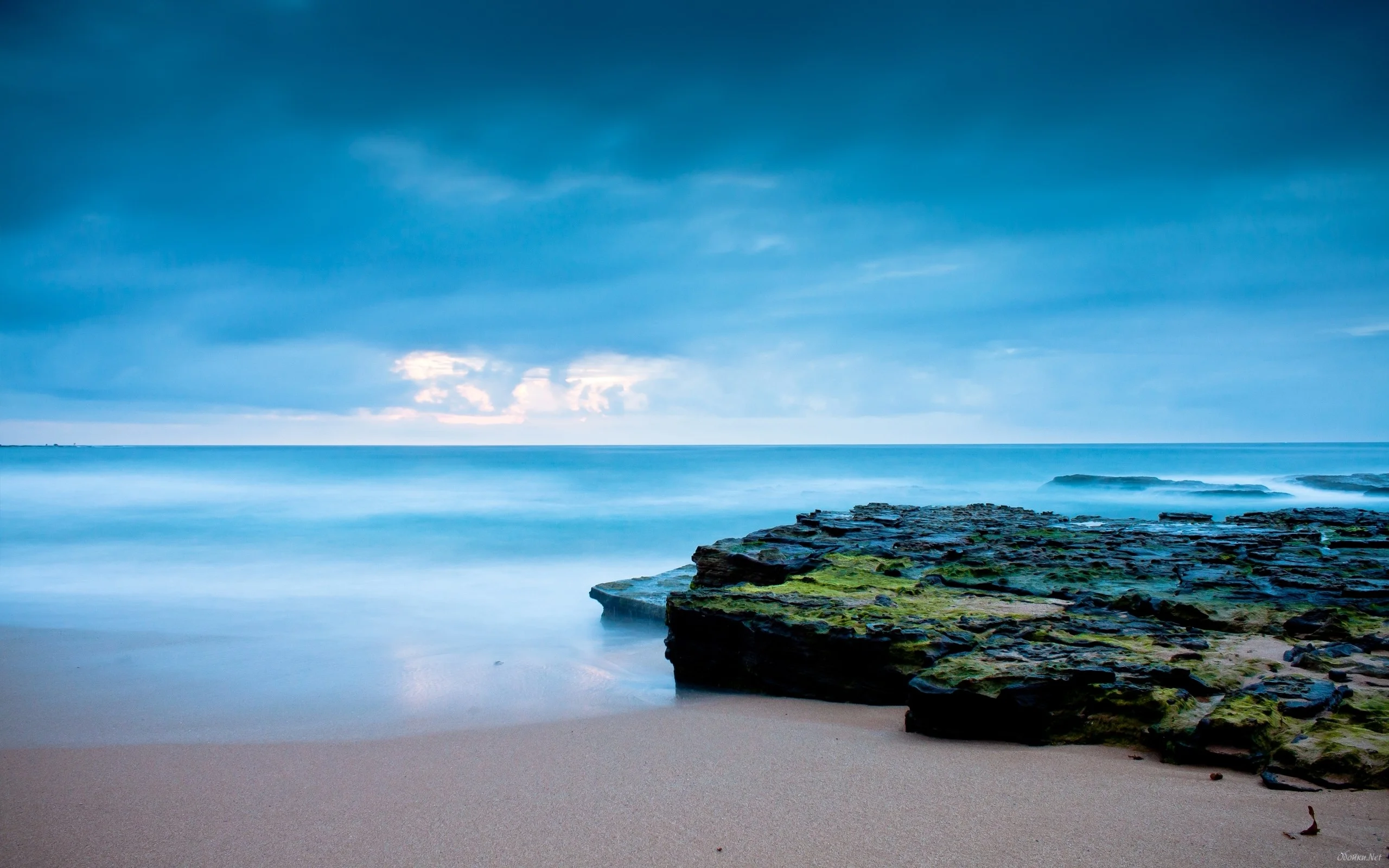 Calm sea shore HD Desktop Wallpaper