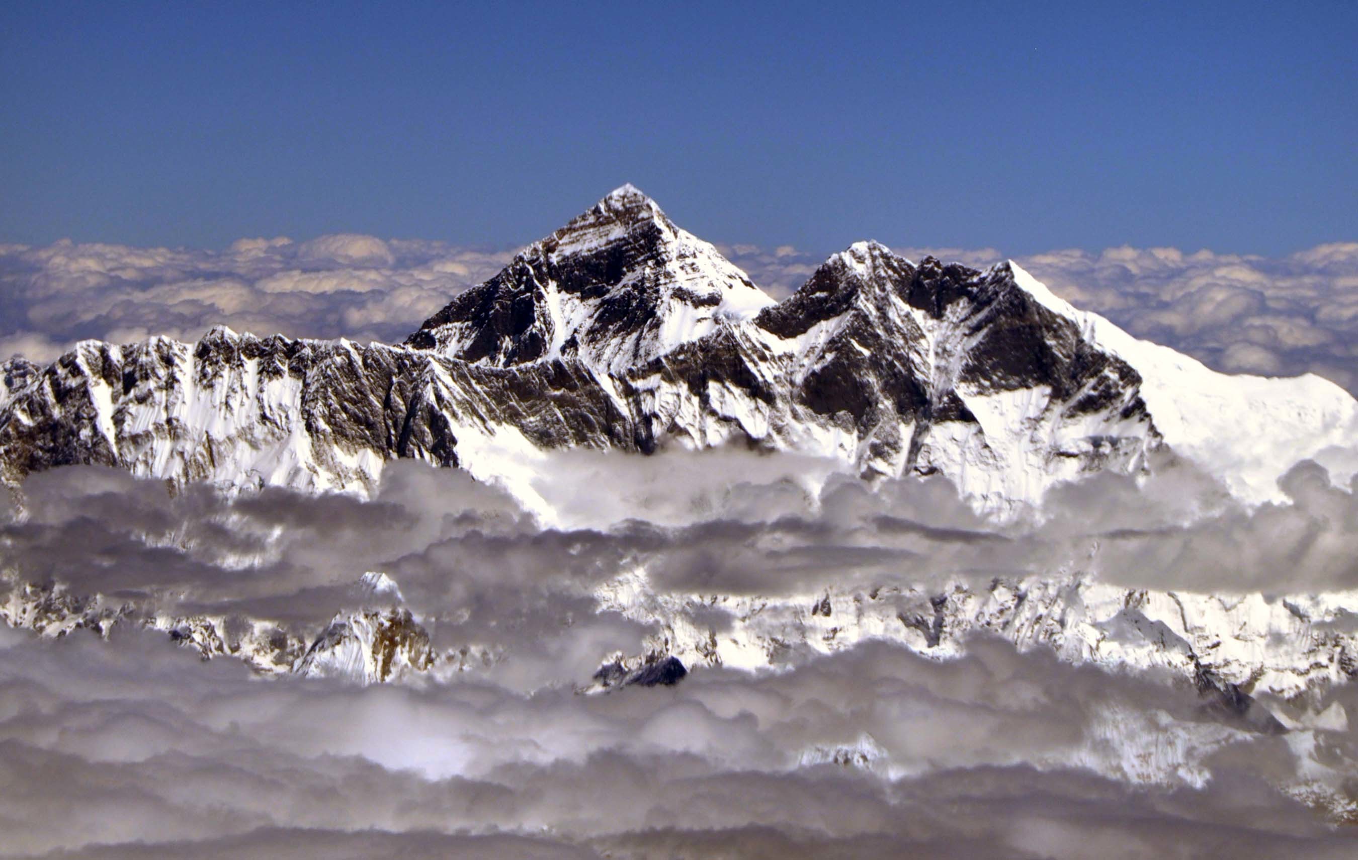 Mount Everest Spectacular Wallpapers Full HD 4K