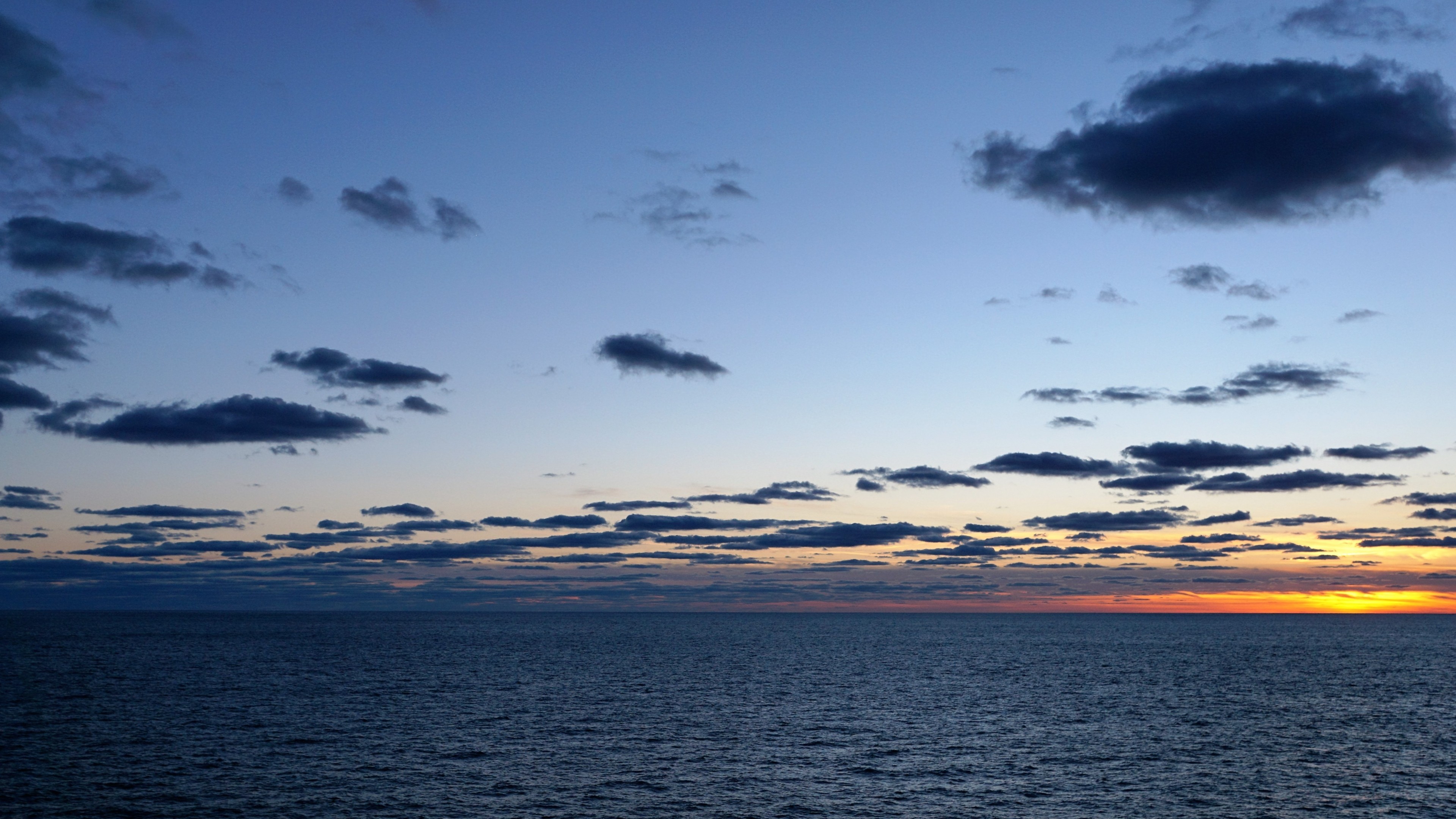 Preview wallpaper ocean, atlantic, horizon, sunset 3840×2160