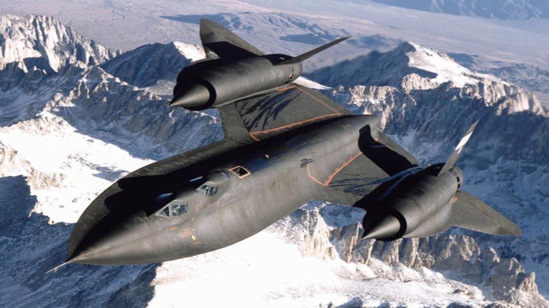 Какой истребитель самый. Локхид SR-71. SR-71 Блэкберд. Lockheed SR-71 Blackbird. Самолет SR 71 Blackbird черный Дрозд.