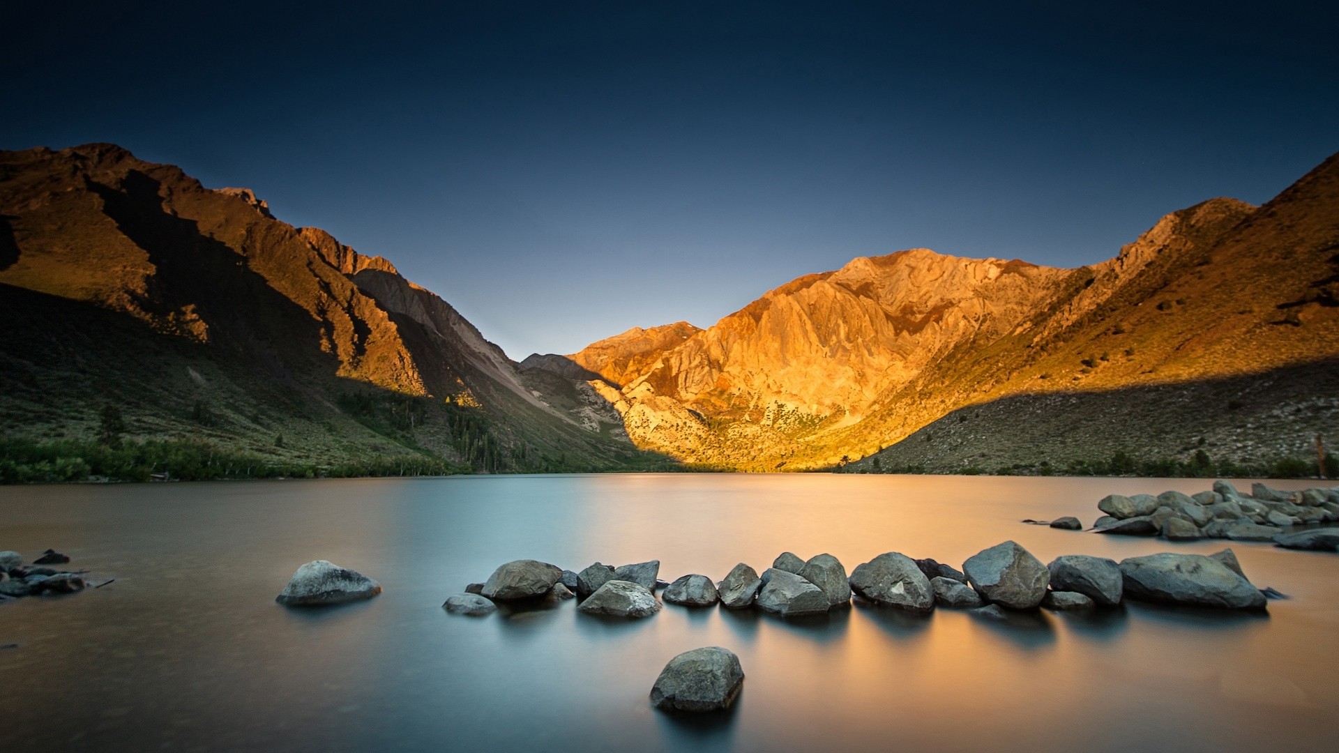 Mountain Lake Sunrise Wallpaper Sunrise on a rocky lake hd
