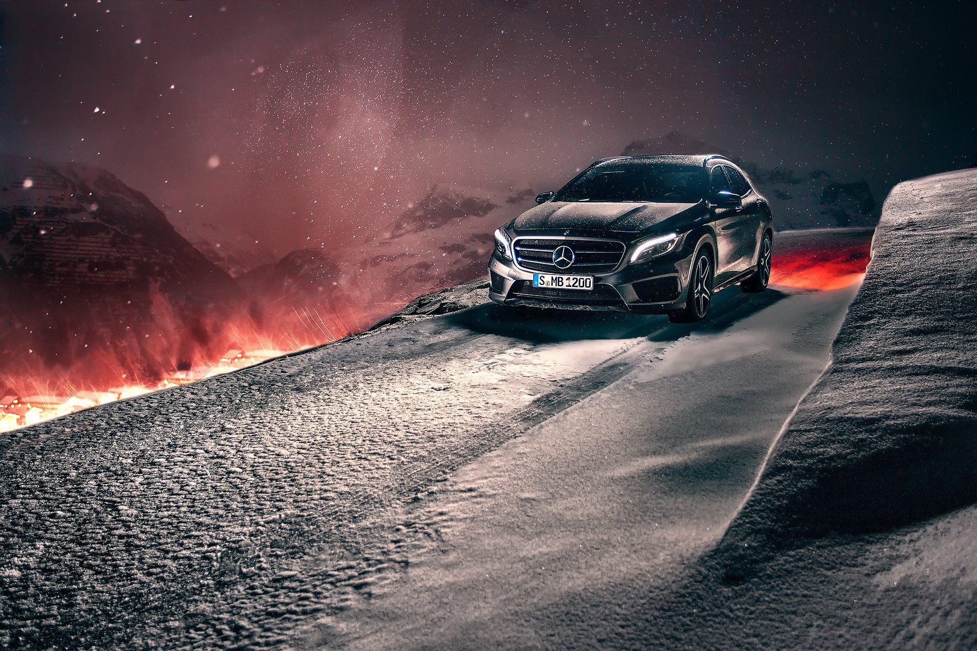 Mercedes benz gla crossover winter mountain night snow